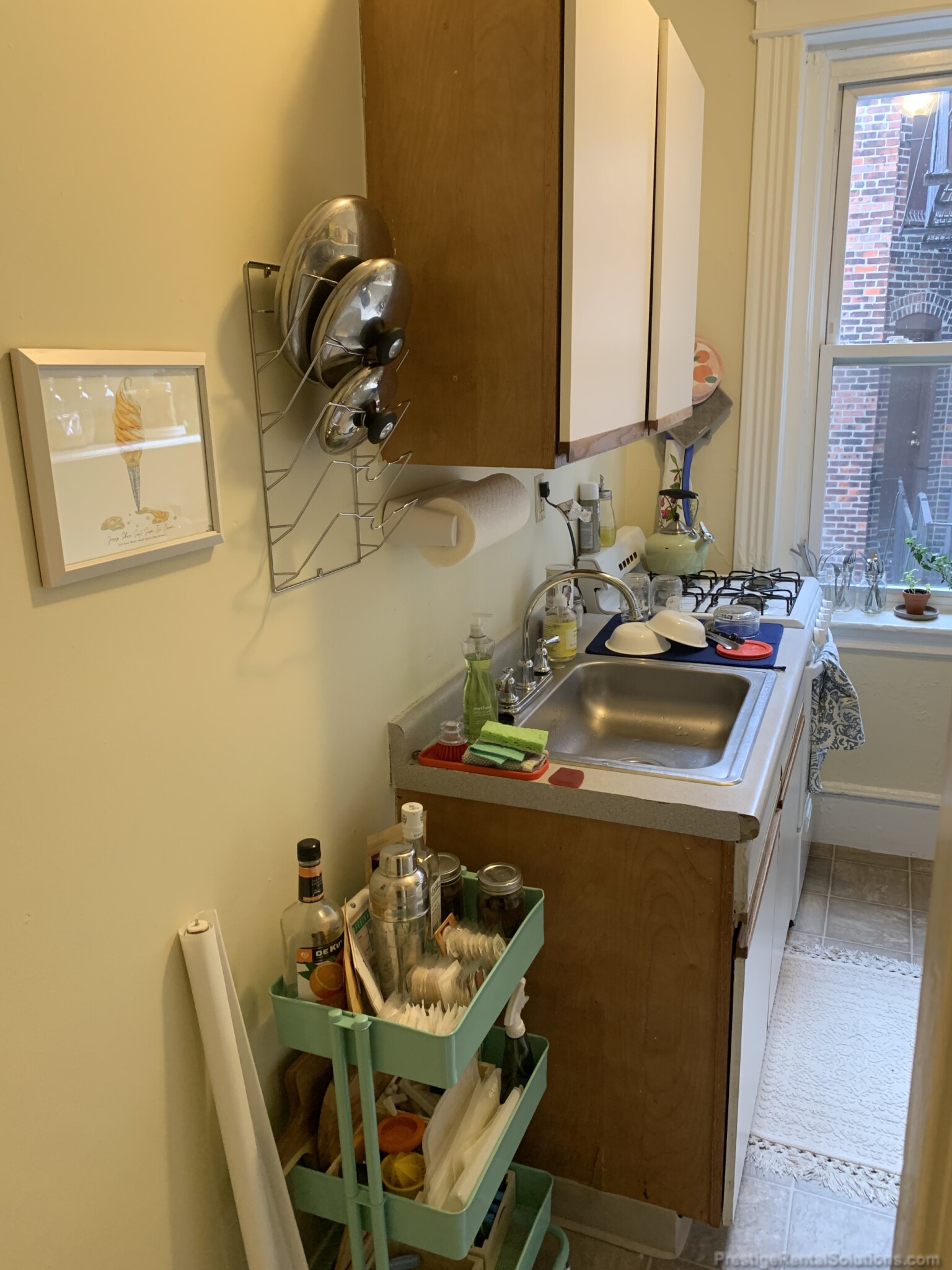 11 Royce Rd, Allston