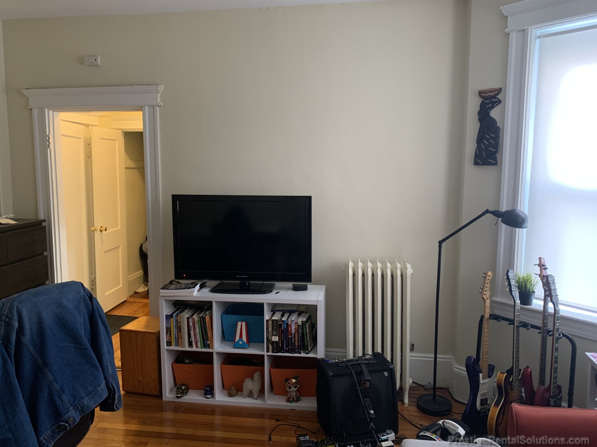 11 Royce Rd, Allston