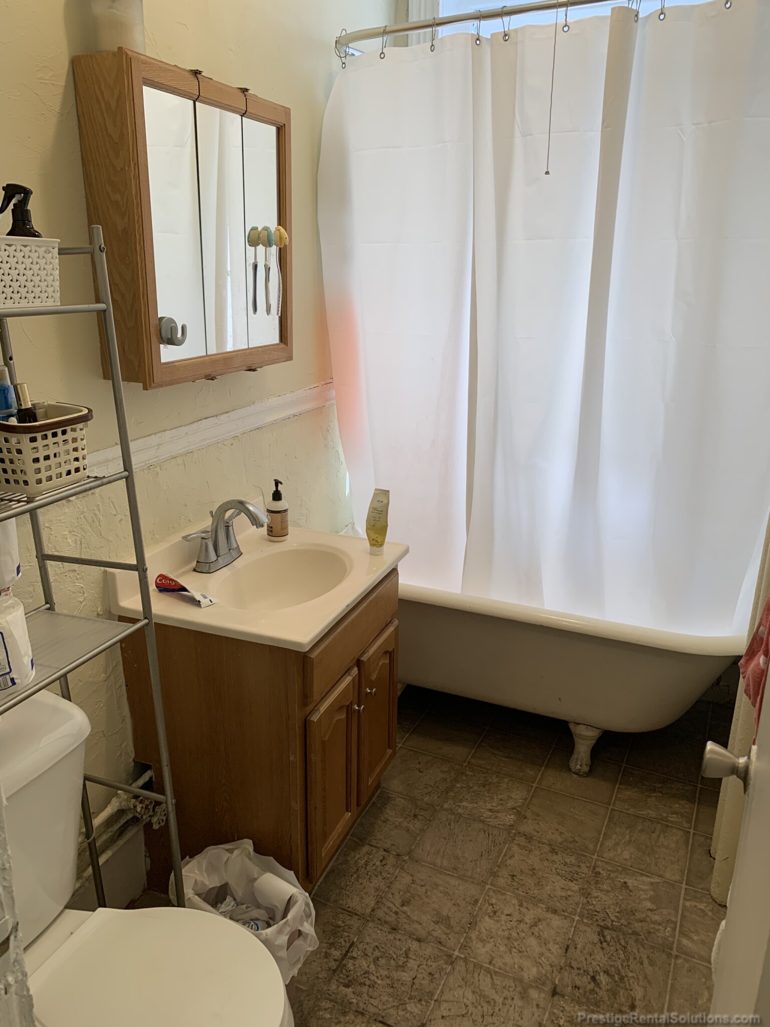 11 Royce Rd, Allston