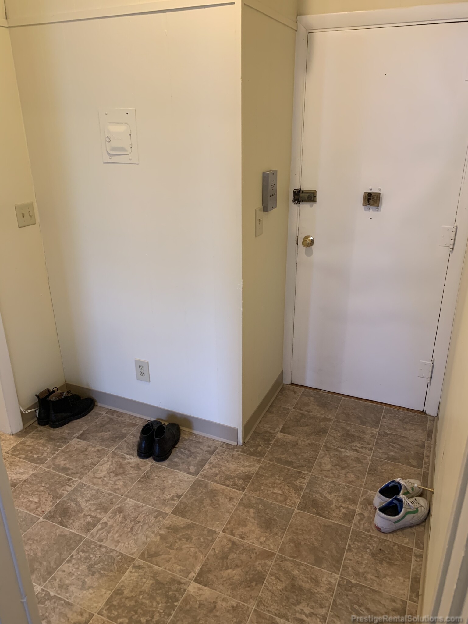 1128 Commonwealth Ave, Allston