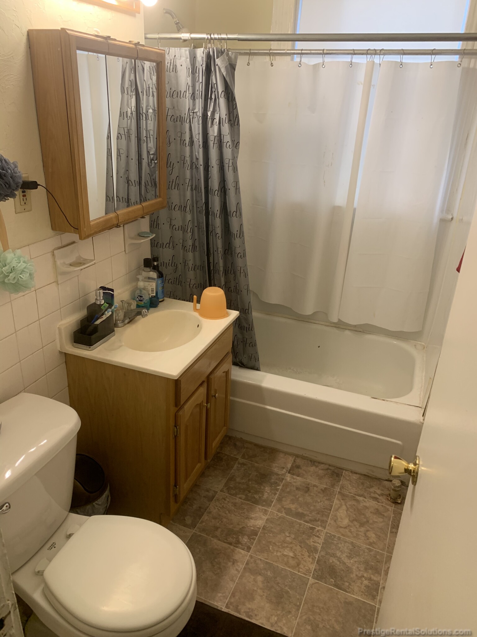 31 Gardner St, Allston