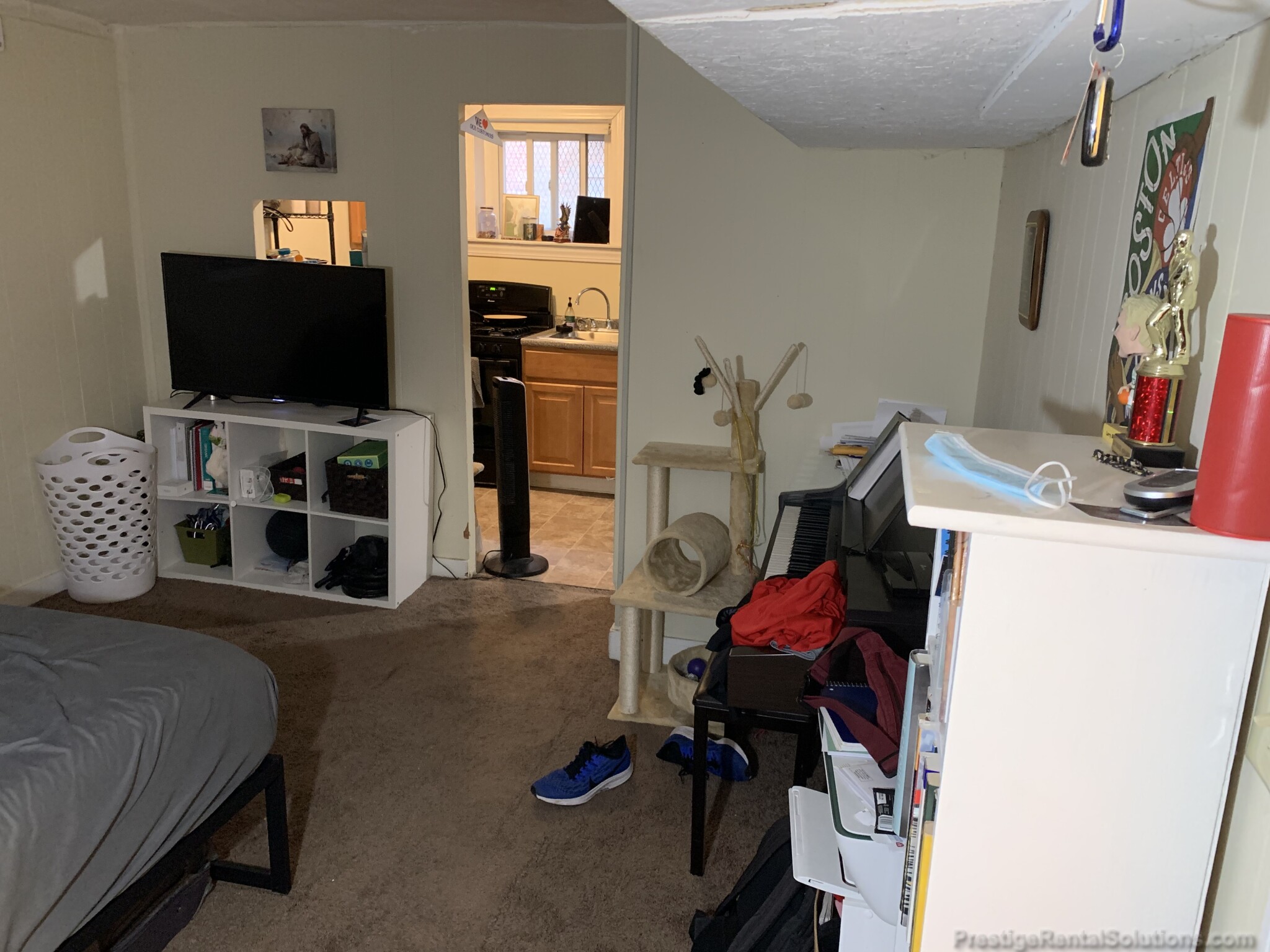 35 Gardner St, Allston