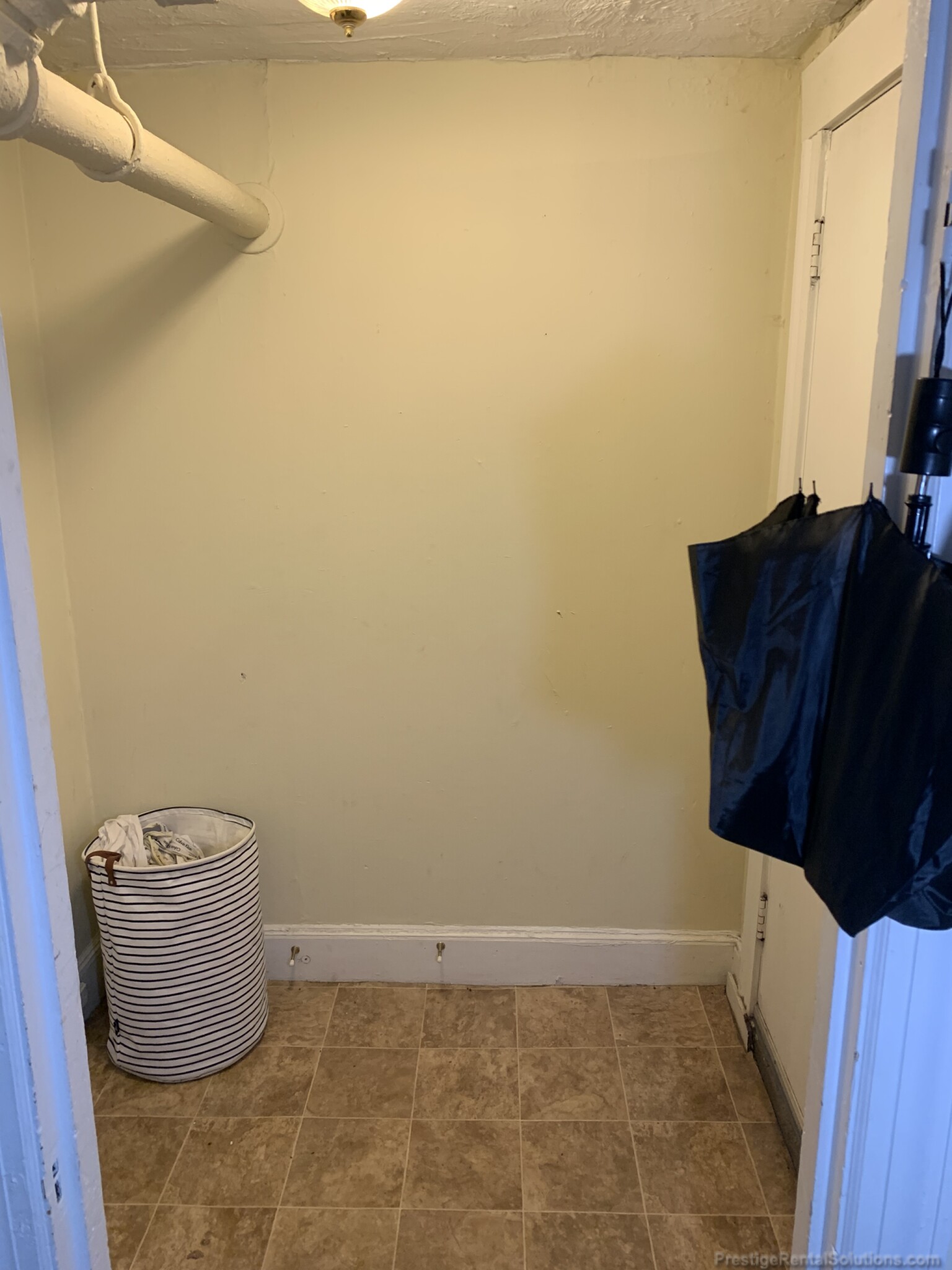 35 Gardner St, Allston