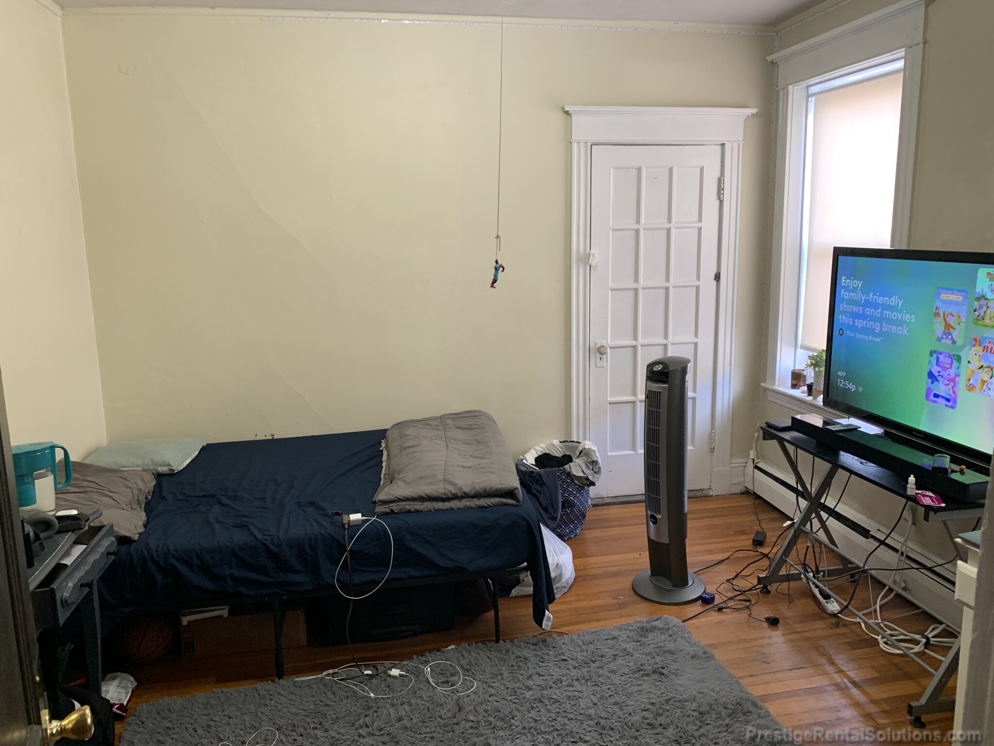 15 Quint Ave, Allston