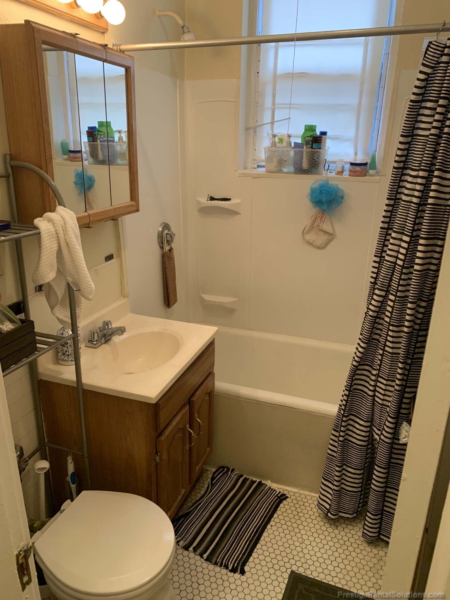 51 Linden St, Allston