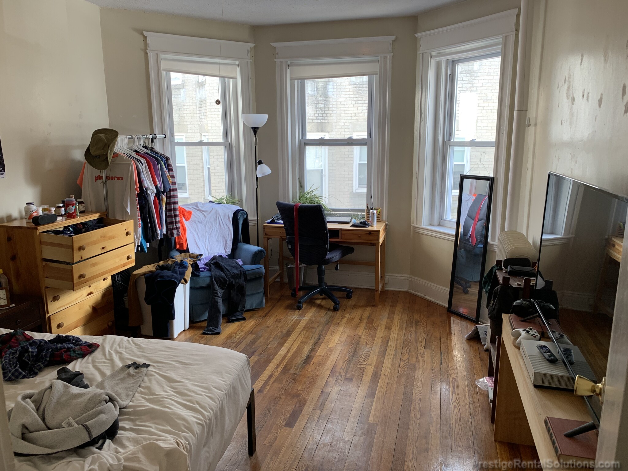 221 Kelton St, Allston