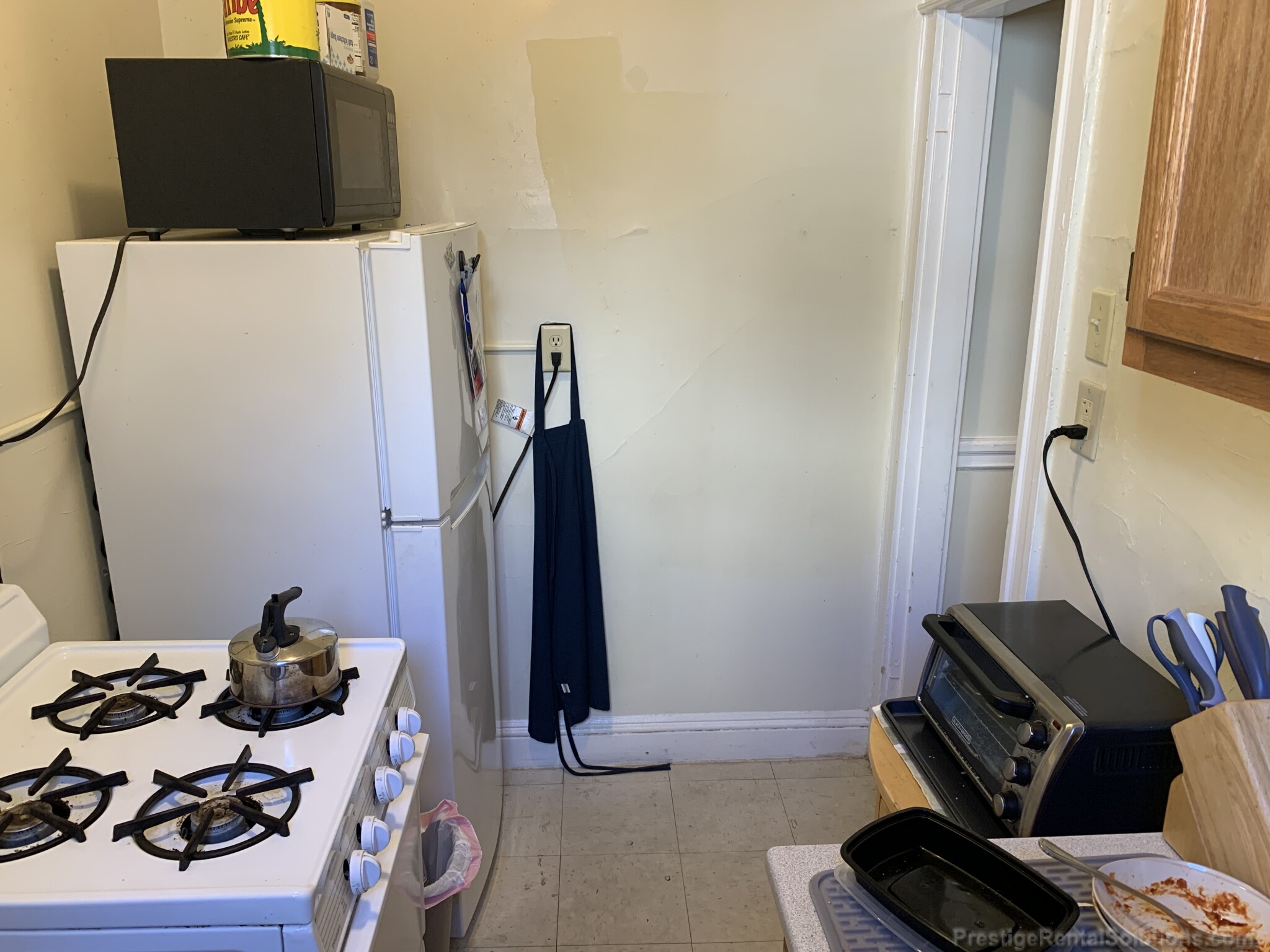 221 Kelton St, Allston