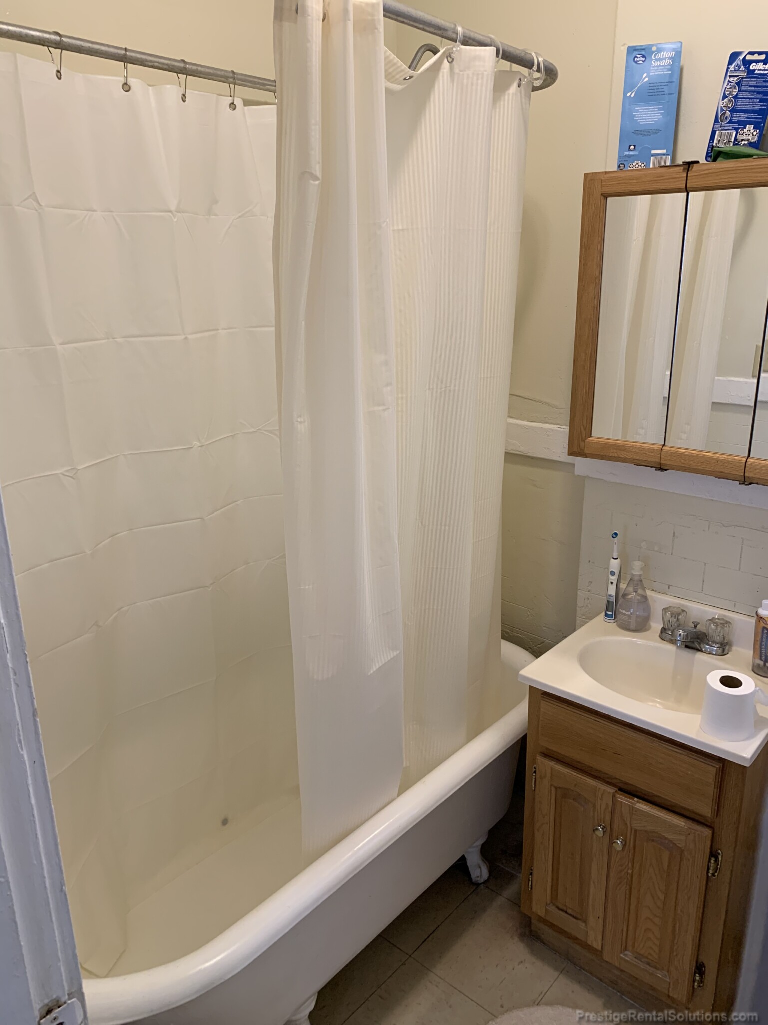 221 Kelton St, Allston