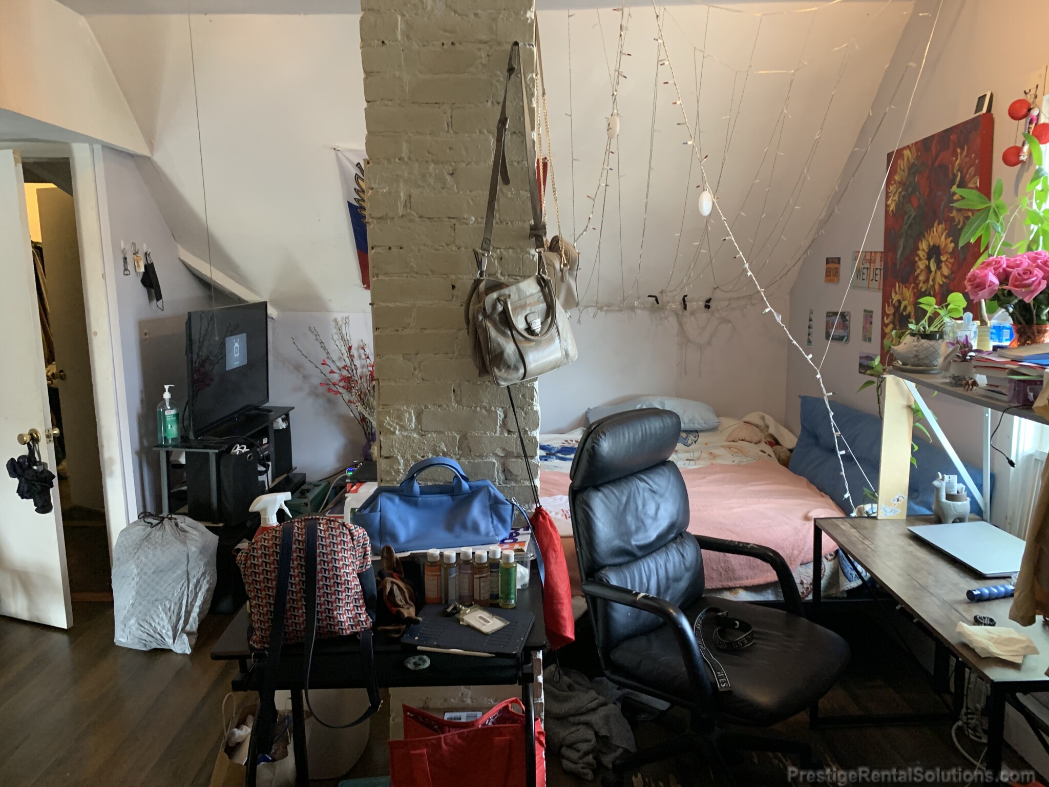 8 Walk Hill St, Jamaica Plain