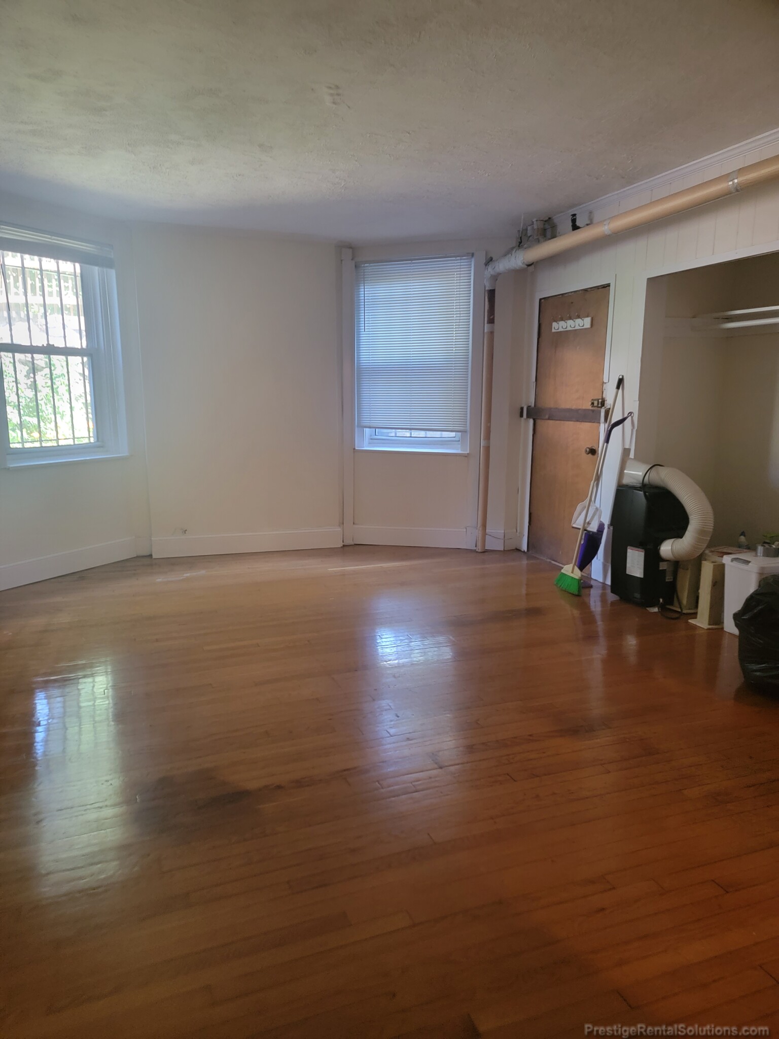 1071 Beacon St, Brookline Village