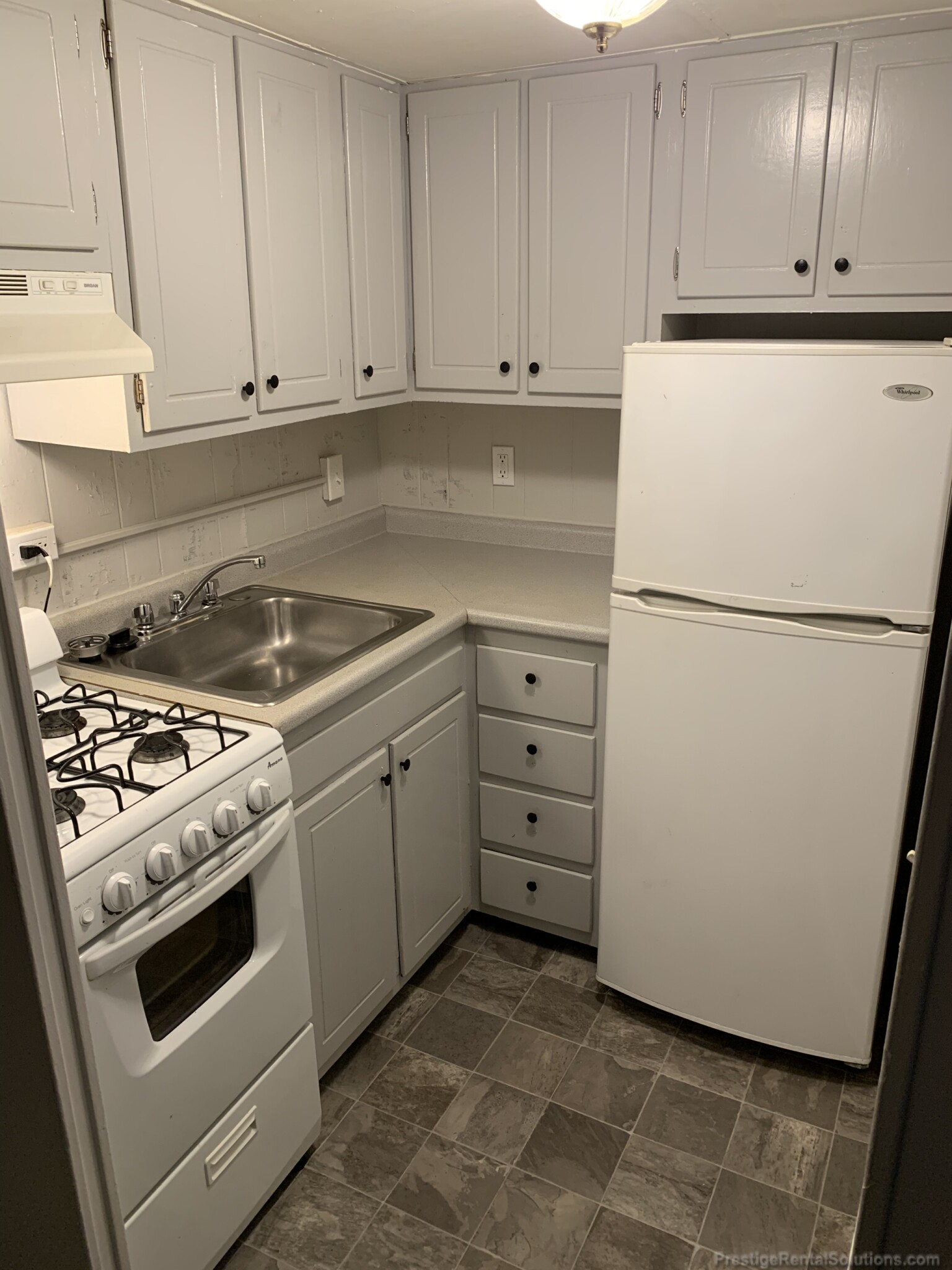 2 Saint Mark St, Jamaica Plain