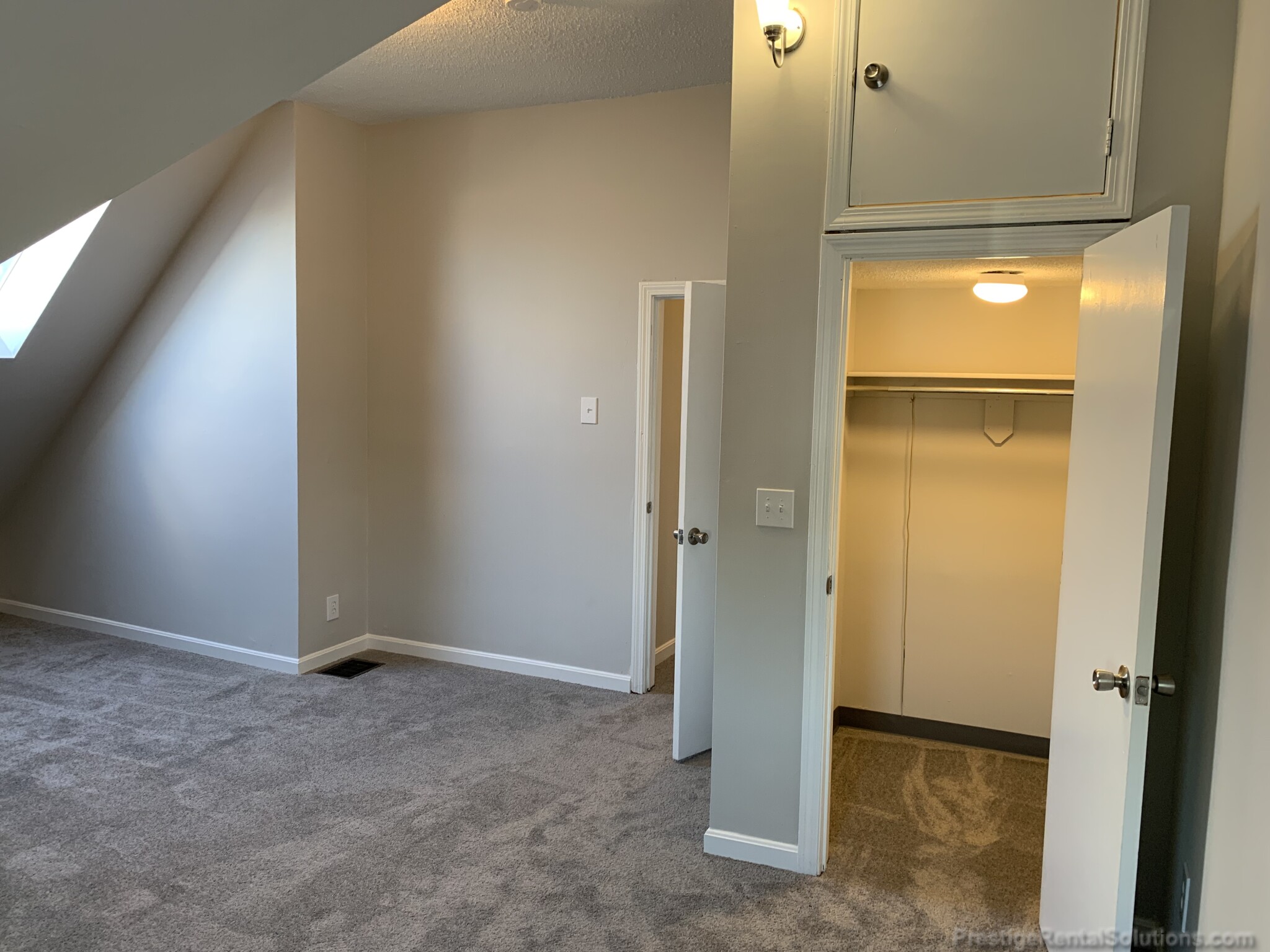 21 Linden St, Allston