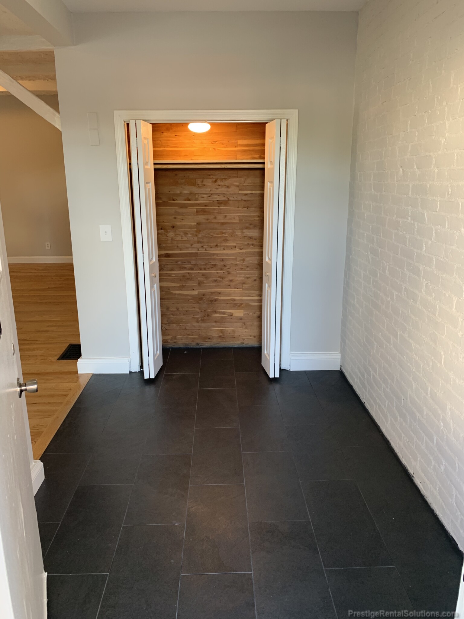 21 Linden St, Allston