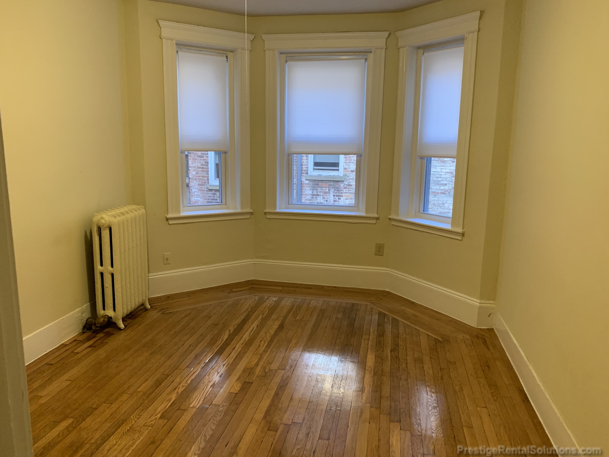 11 Royce Rd, Allston