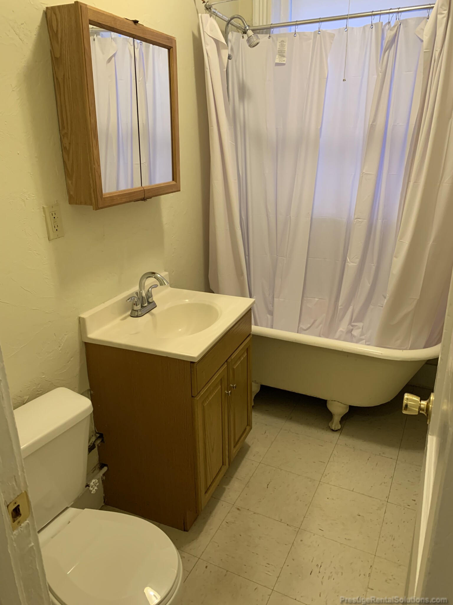 11 Royce Rd, Allston