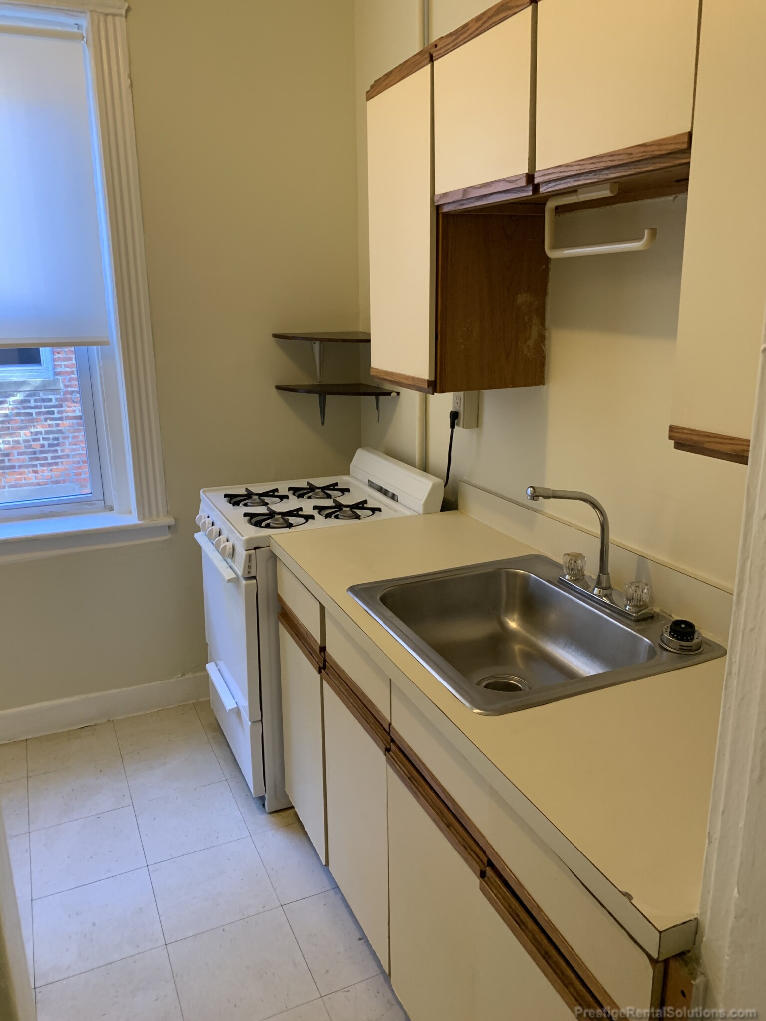 35 Gardner St, Allston