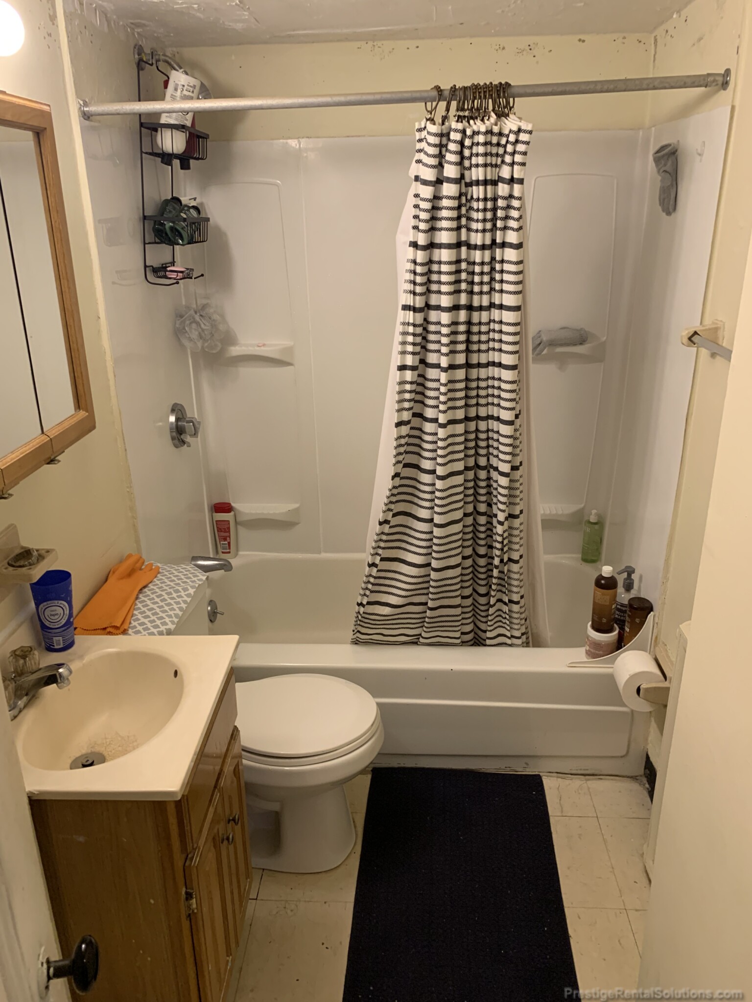 23 Maple St, Watertown