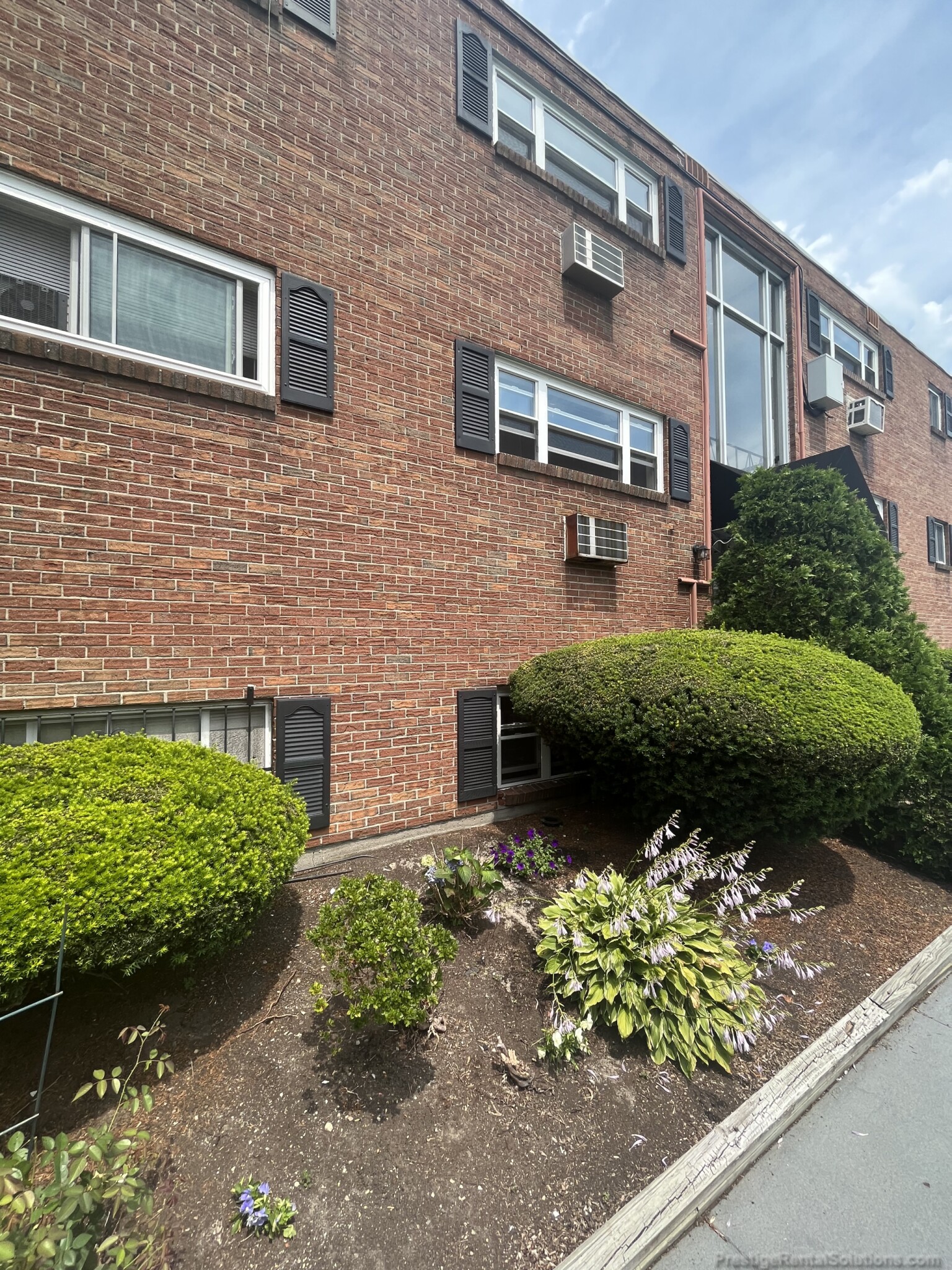 699 Adams St, Dorchester