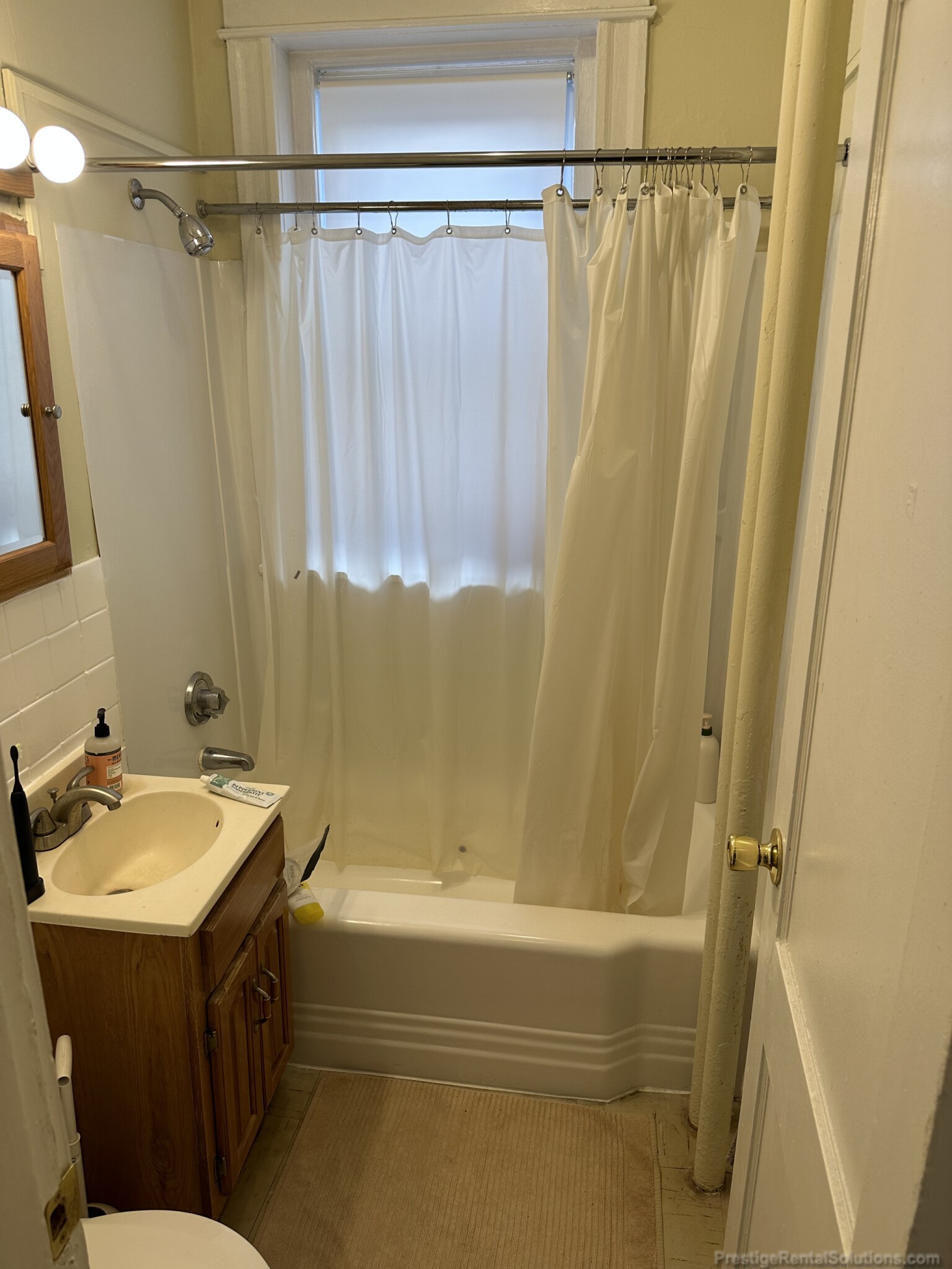 68 Woodstock Ave, Brighton