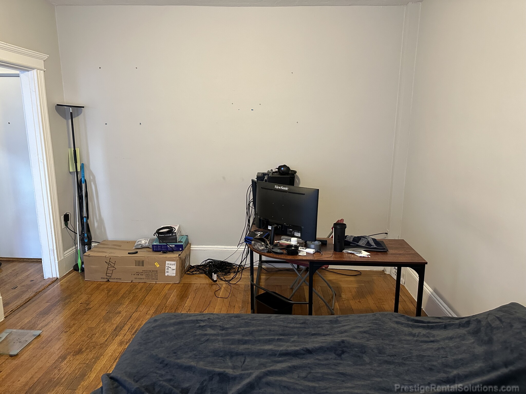 11 Royce Rd, Allston