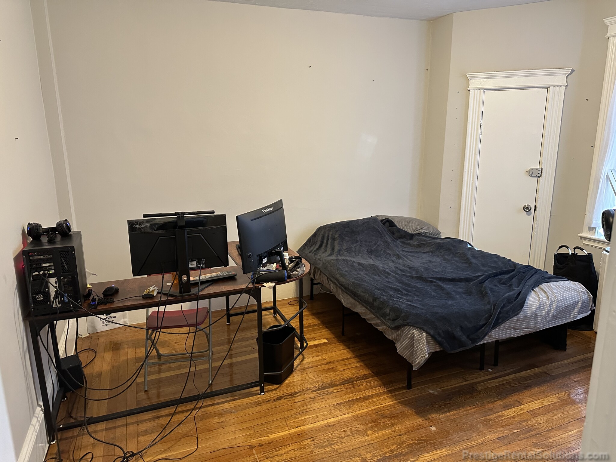 11 Royce Rd, Allston