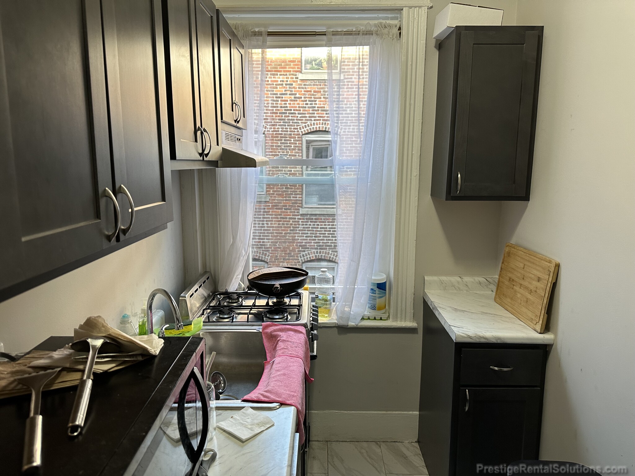 11 Royce Rd, Allston