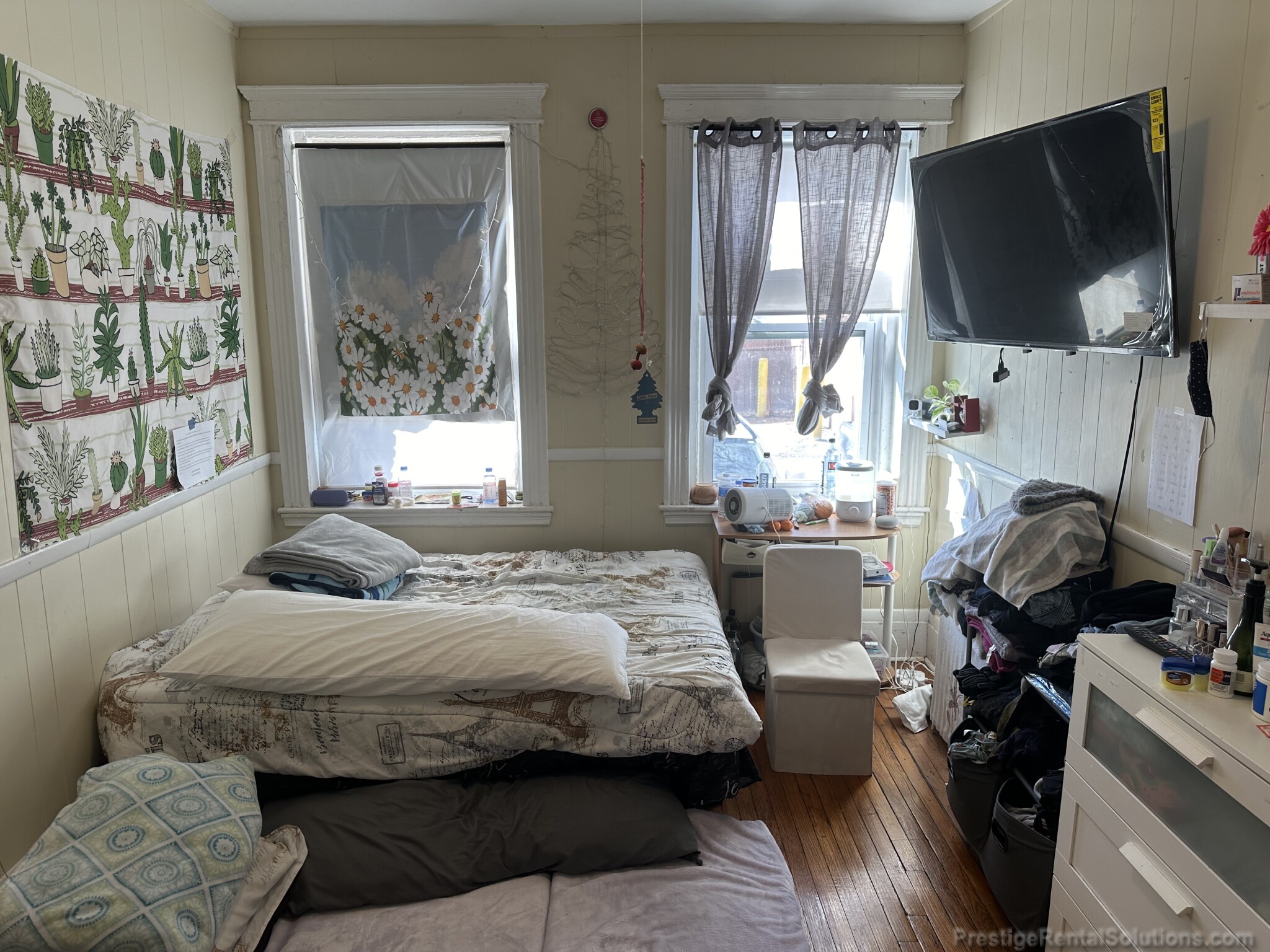 11 Royce Rd, Allston