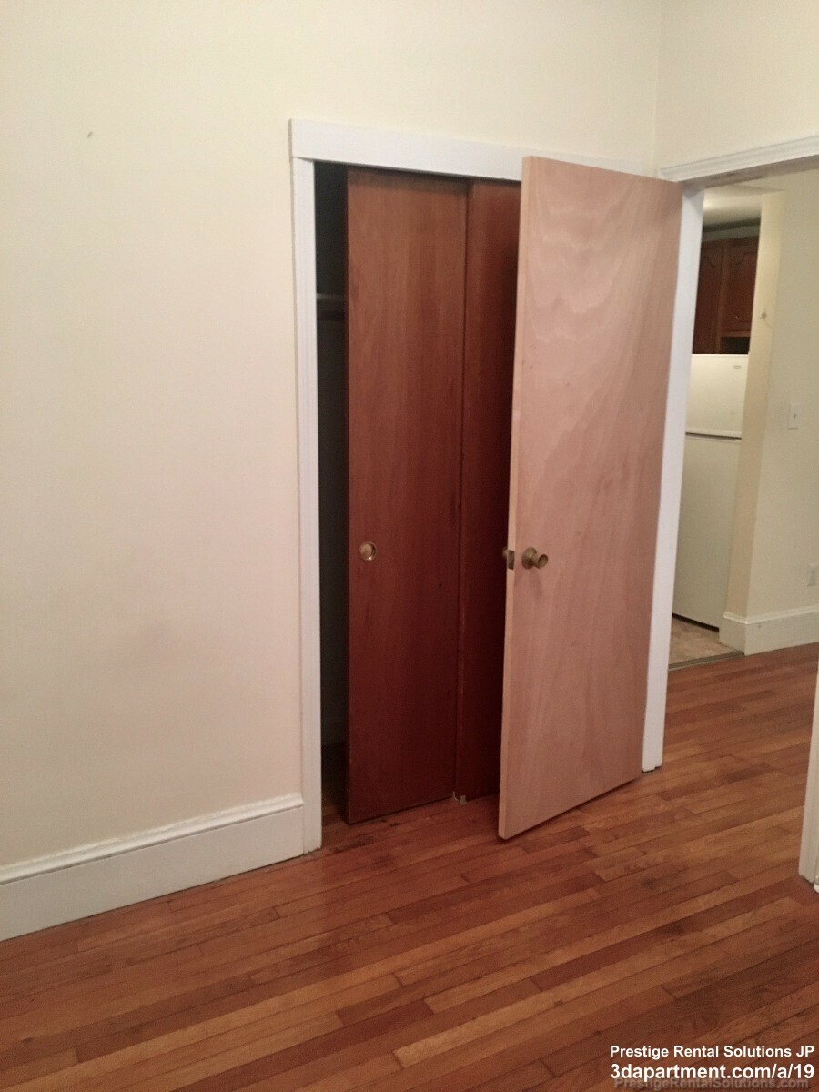 1315 Commonwealth Ave, Allston