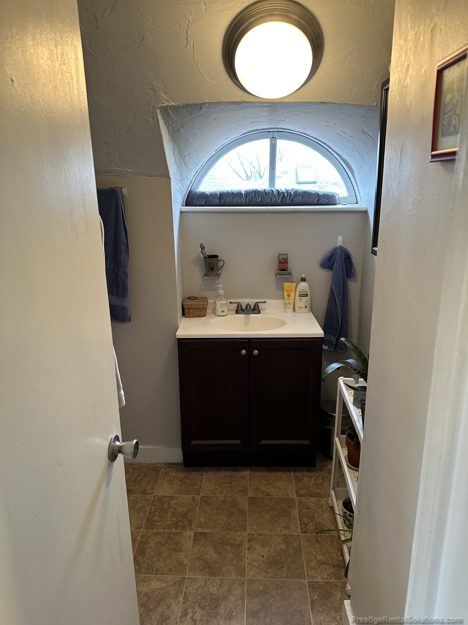 592 Cambridge St, Brighton