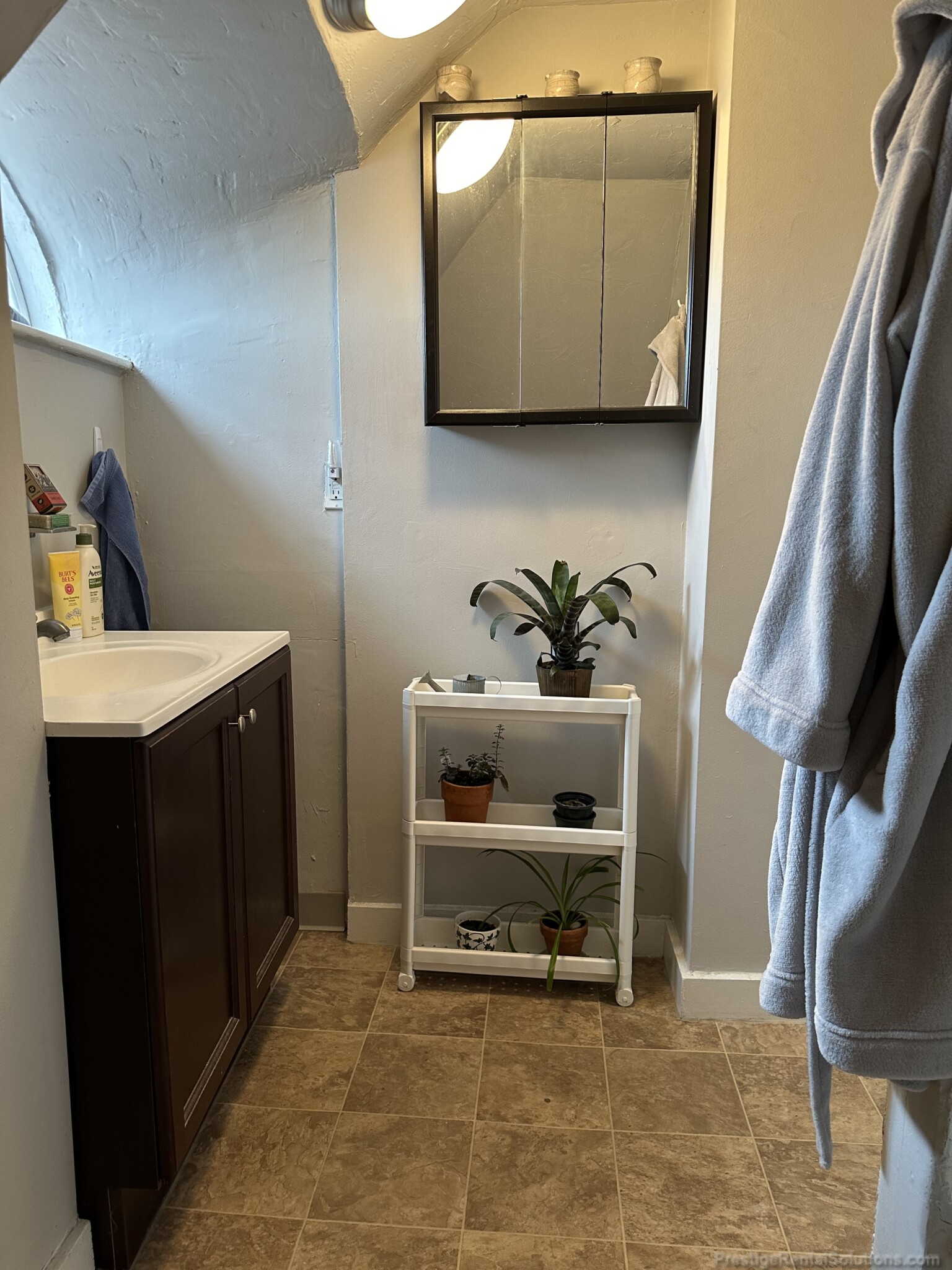 592 Cambridge St, Brighton