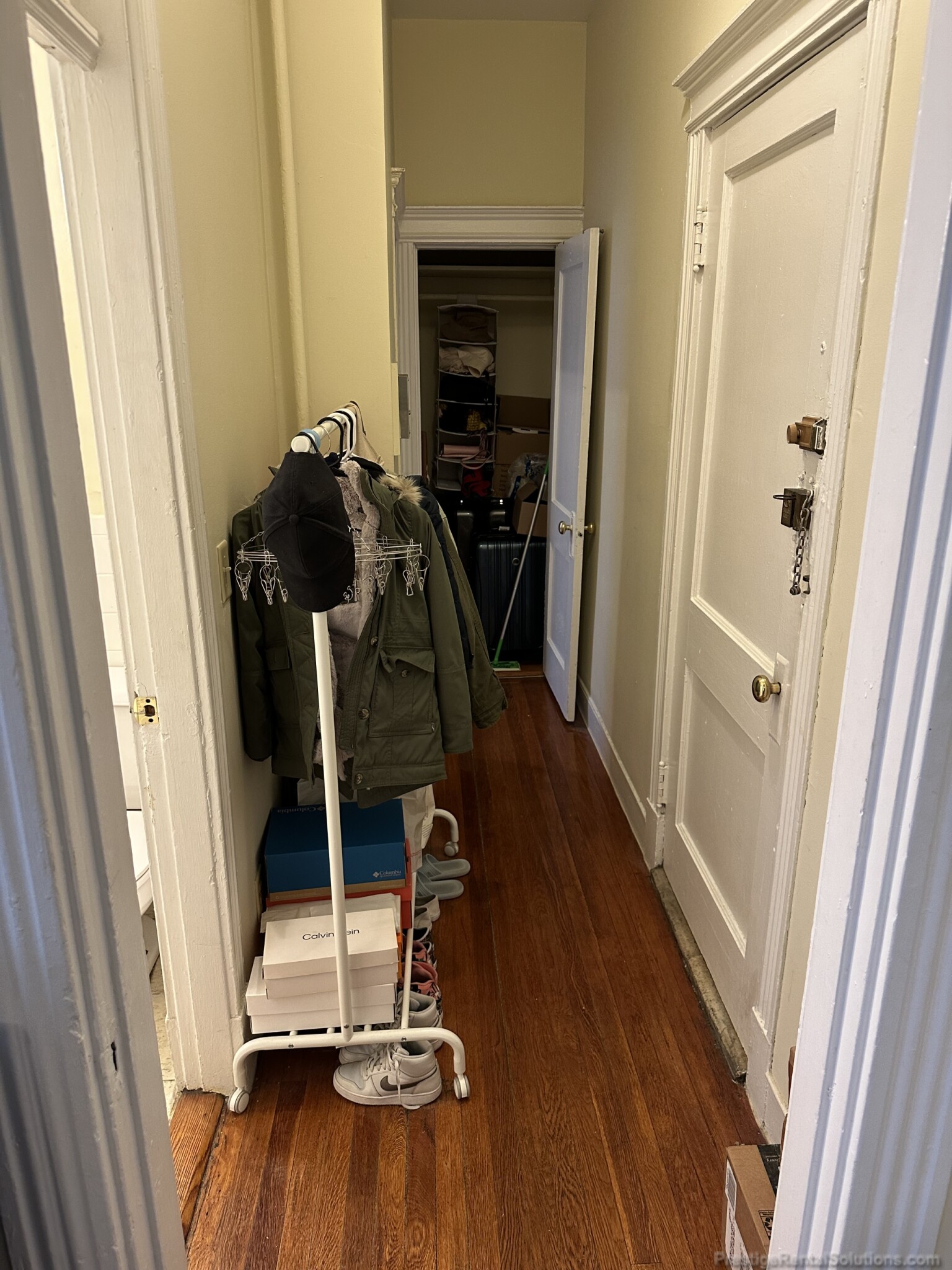 35 Gardner St, Allston