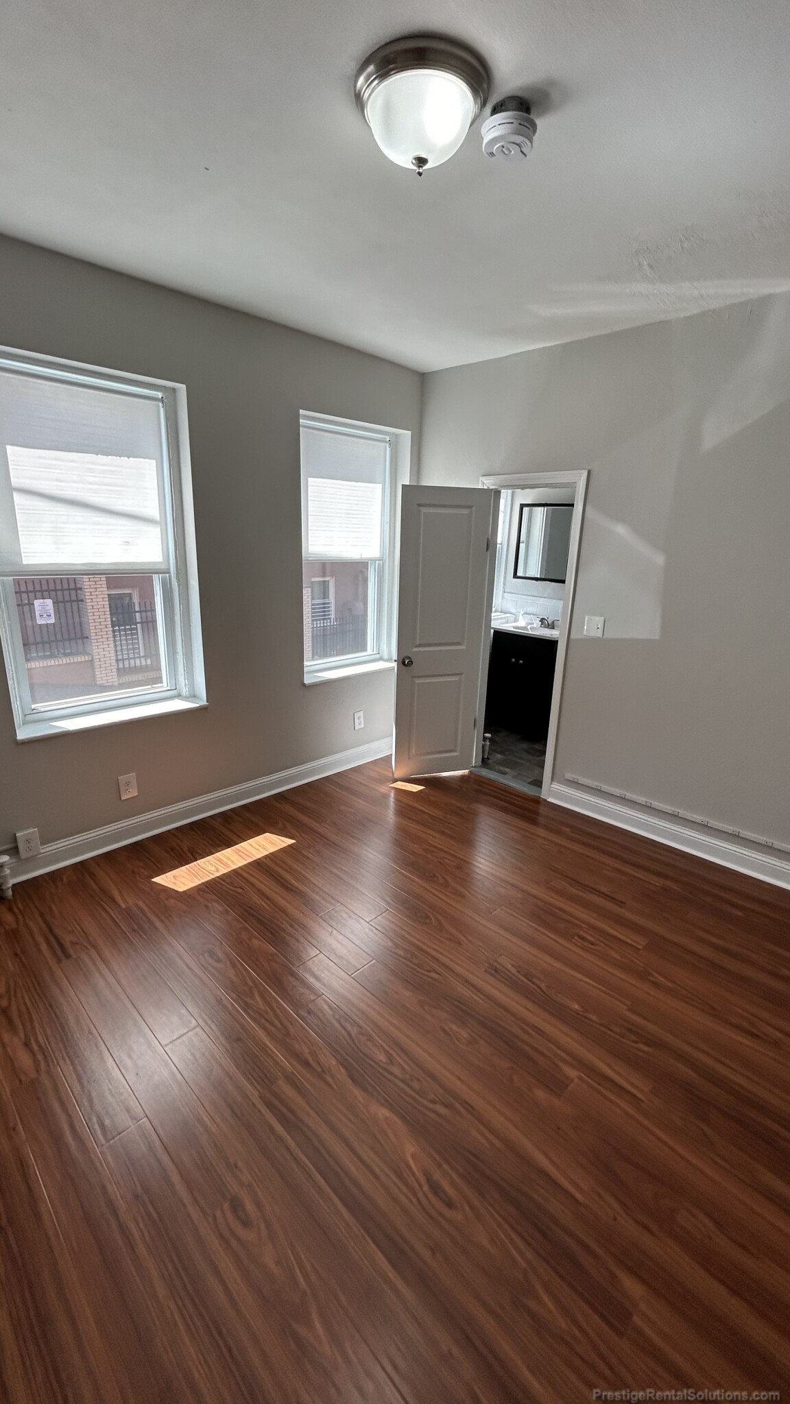 75 South Huntington Ave, Jamaica Plain