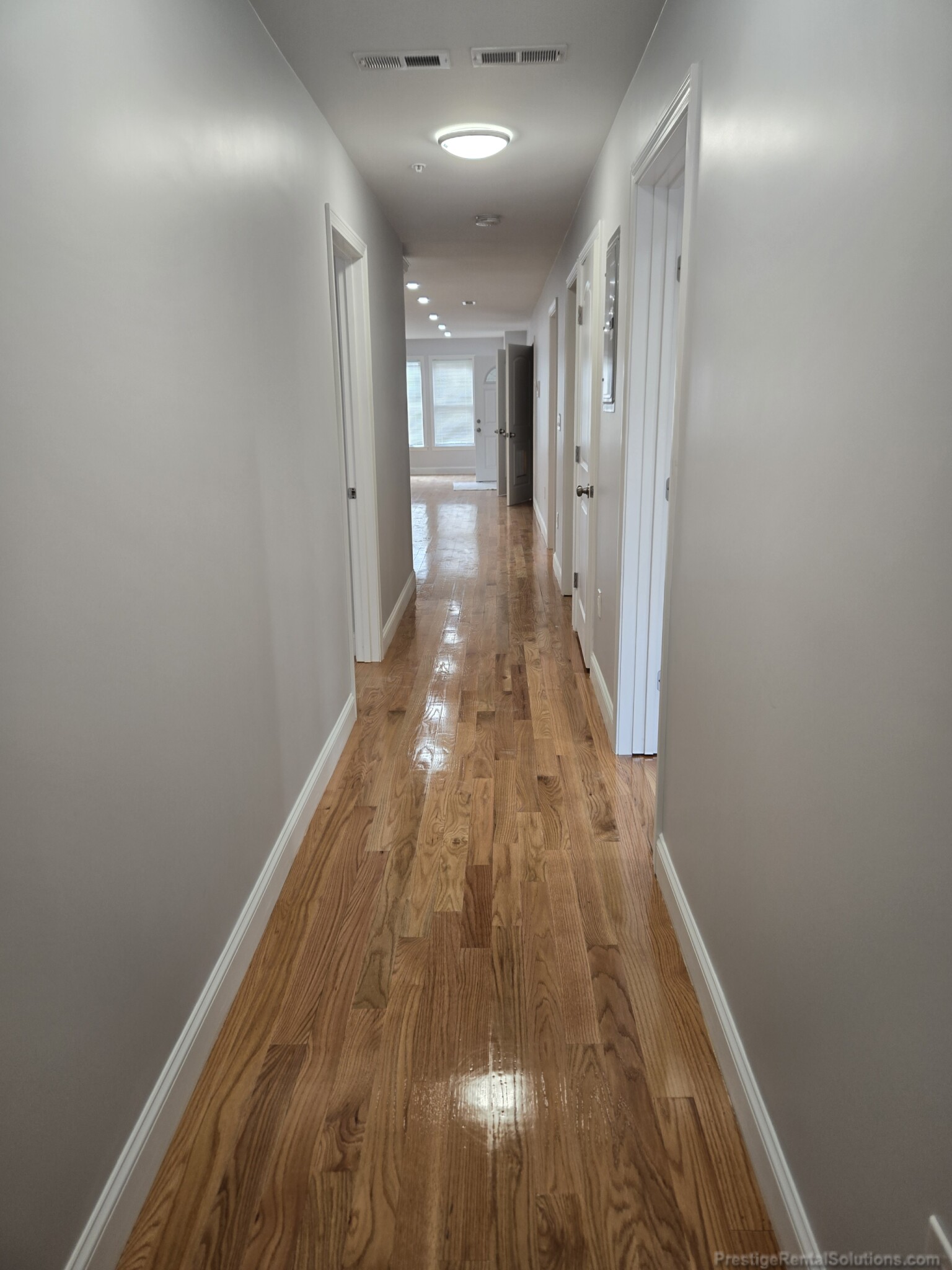 7 Woodville St, Roxbury