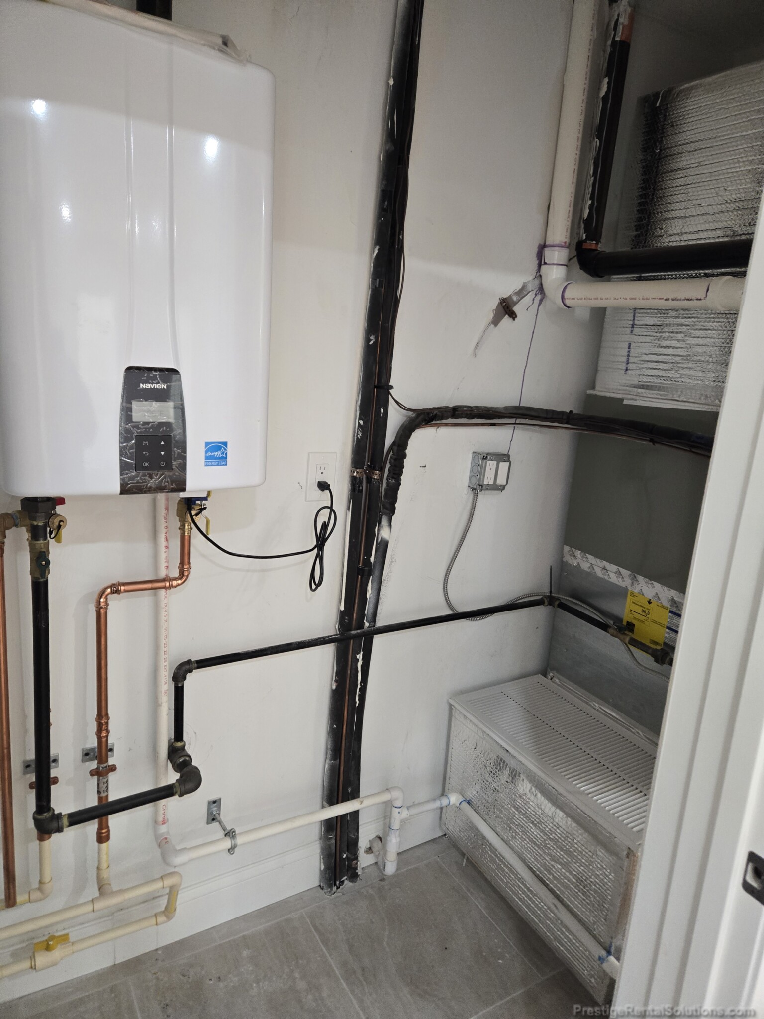 7 Woodville St, Roxbury