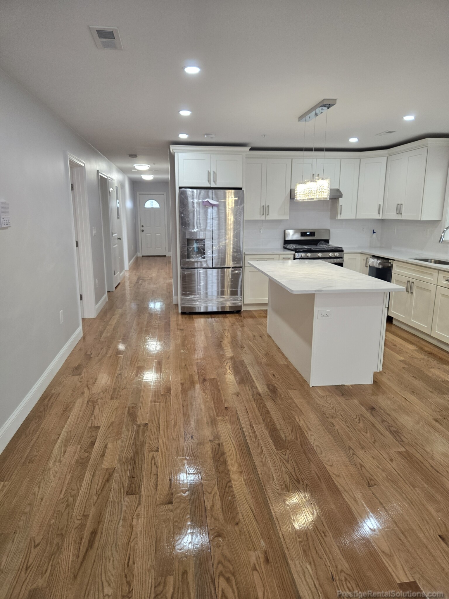 7 Woodville St, Roxbury