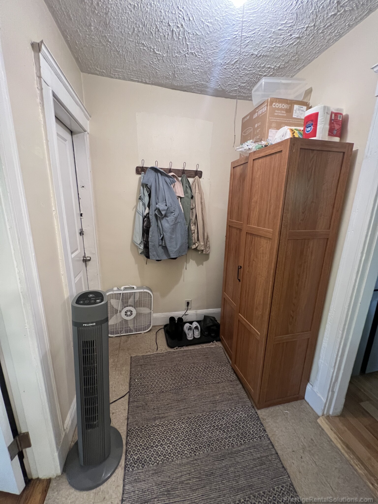 15 Lee St, Jamaica Plain