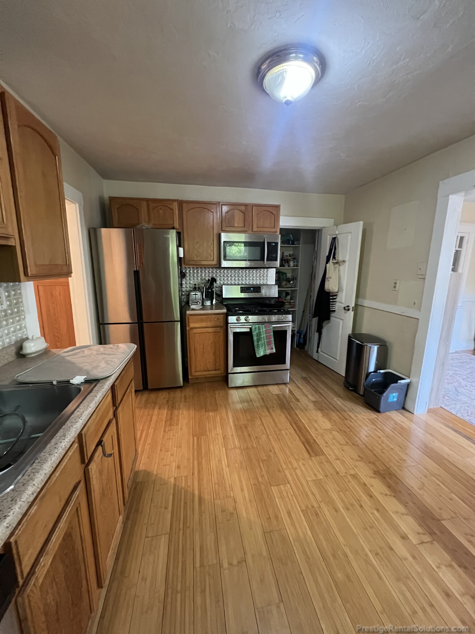 15 Lee St, Jamaica Plain