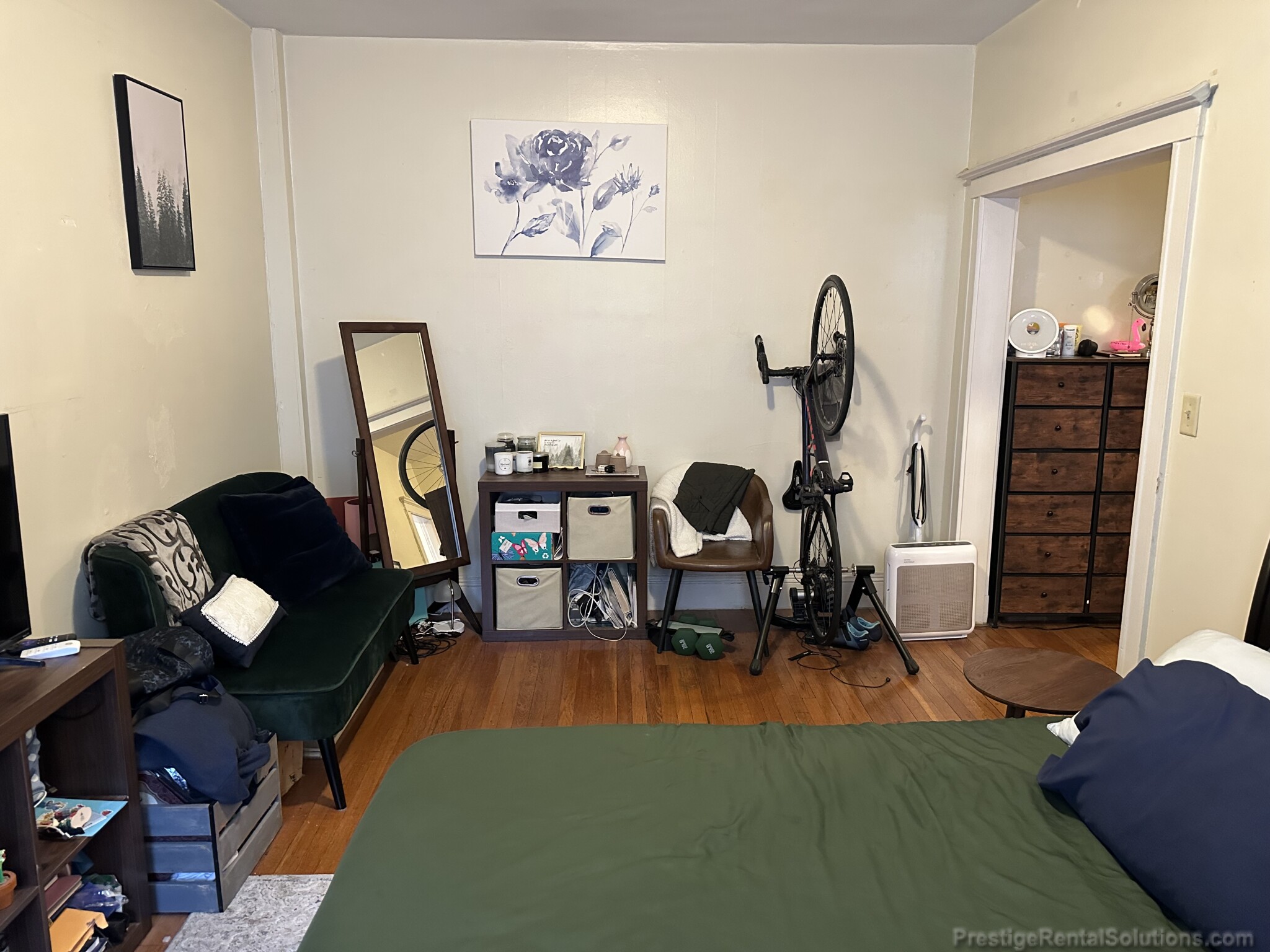 https://ygl-photos.s3.us-west-004.backblazeb2.com/228W684afeb816180.jpg