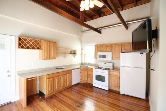4 bed, 1 bath apartment for rent at 42 Delle Ave Unit 3, Mission Hill
