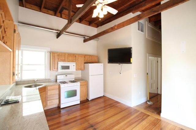 4 bed, 1 bath apartment for rent at 42 Delle Ave Unit 3, Mission Hill — photo 2 of 3