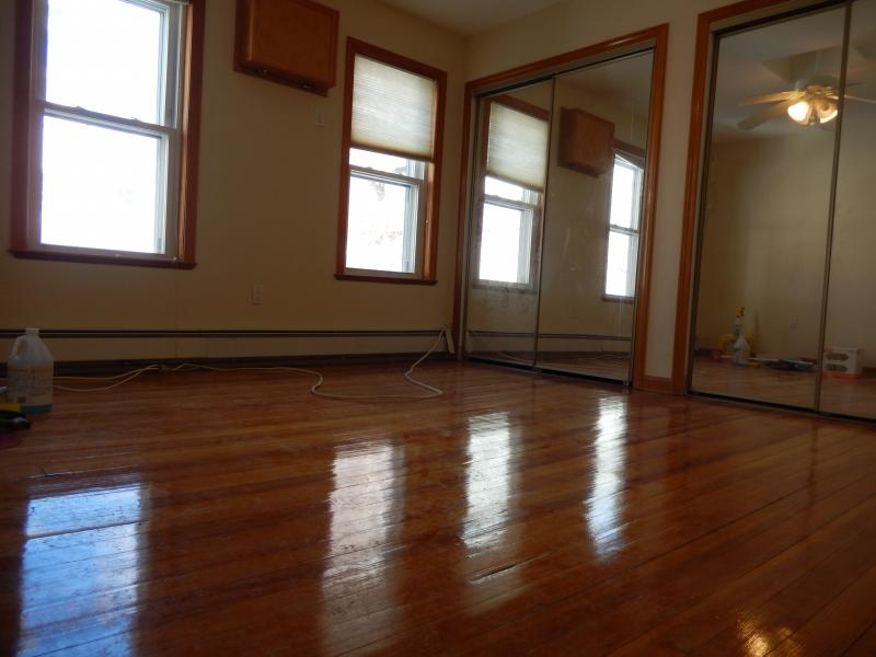 4 bed, 1 bath apartment for rent at 166 Leyden St Unit 2, East Boston — photo 4 of 4