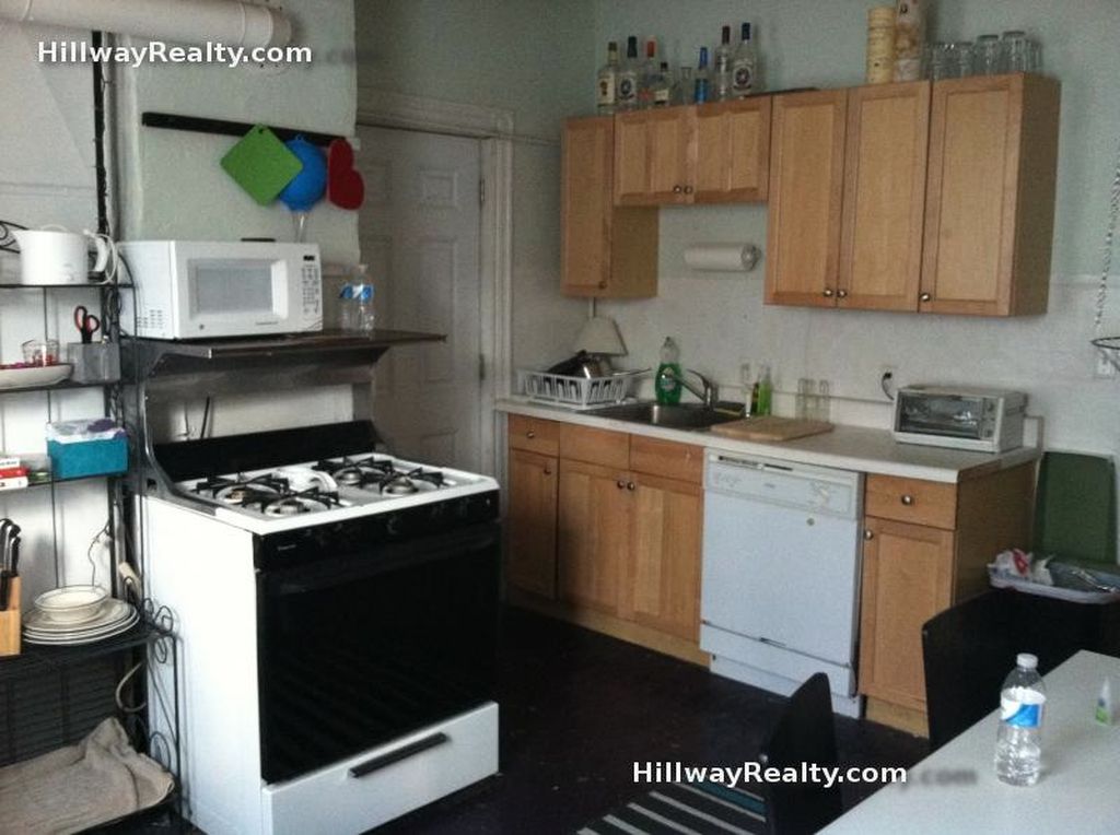 4 Beds, 1 Bath apartment in Boston, Mission Hill for $3,500