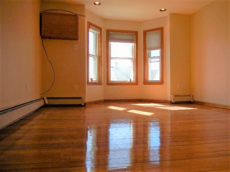 4 bed, 1 bath apartment for rent at 166 Leyden St Unit 1, East Boston — photo 6 of 14