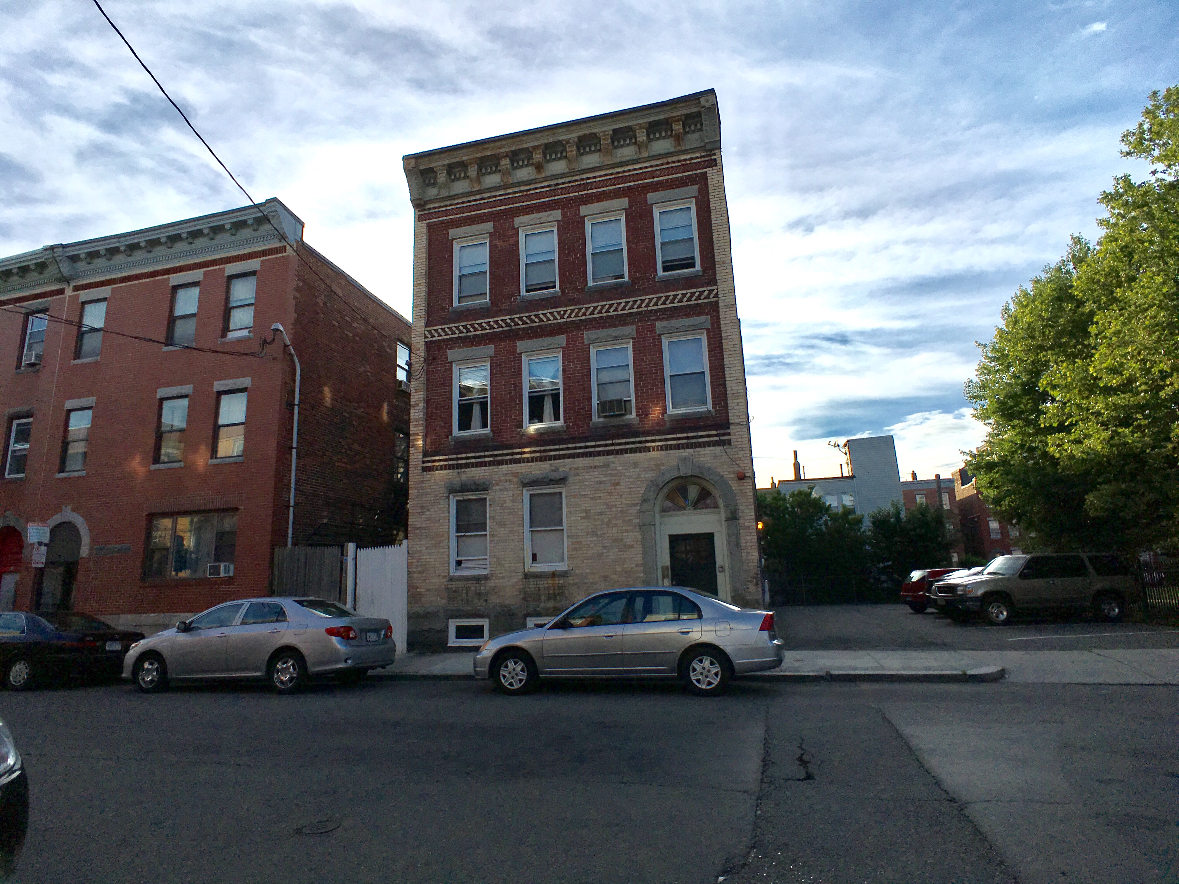 1.5 bed, 1 bath apartment for rent at 64 Lubec St Unit 1R, East Boston — photo 5 of 6