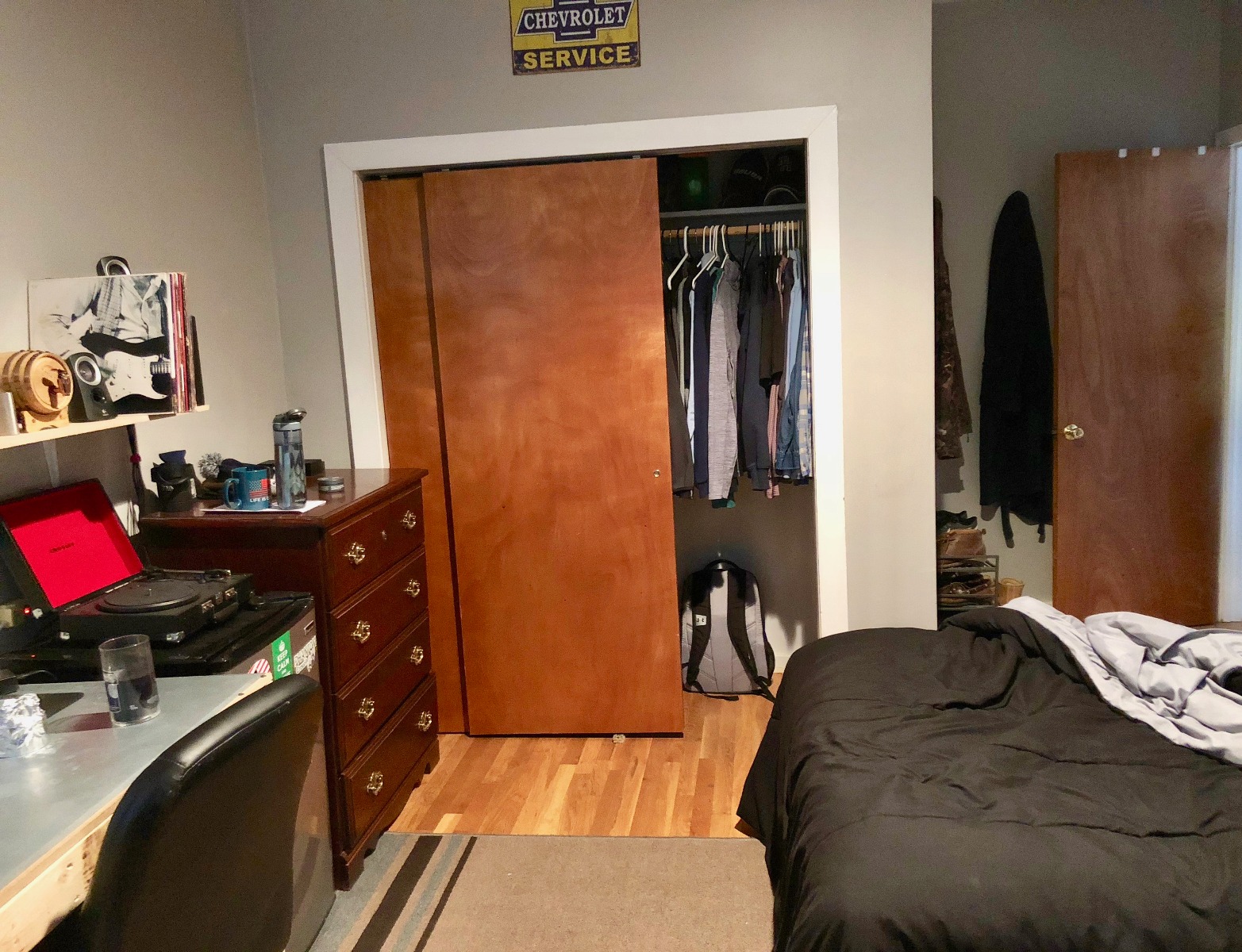 3 bed, 1 bath apartment for rent at 4 French Ter Unit 1, Mission Hill — photo 4 of 7