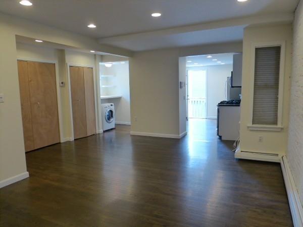 245 5th St, South Boston