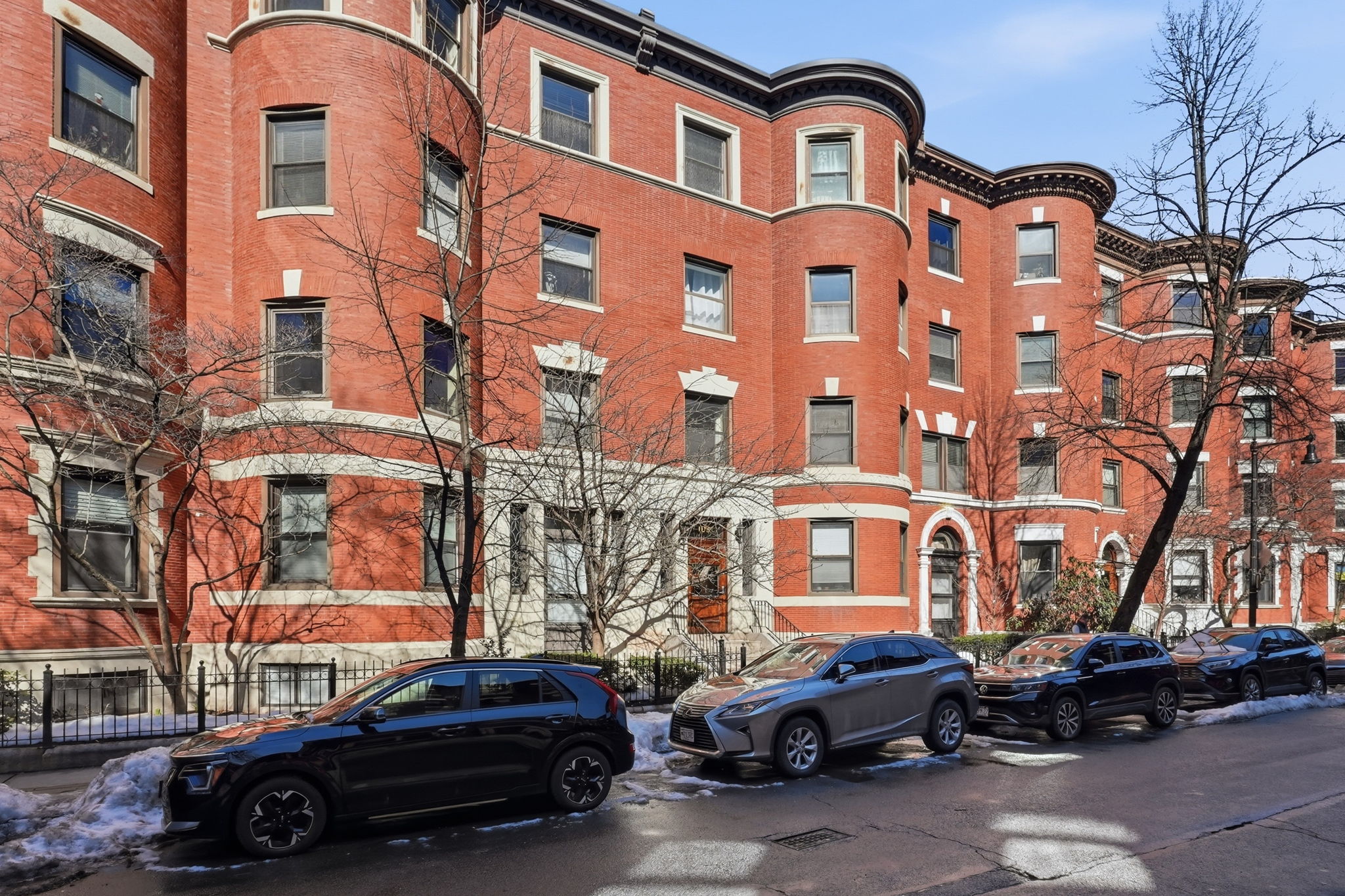 Photos of apartment on Beacon St.,Boston MA 02115