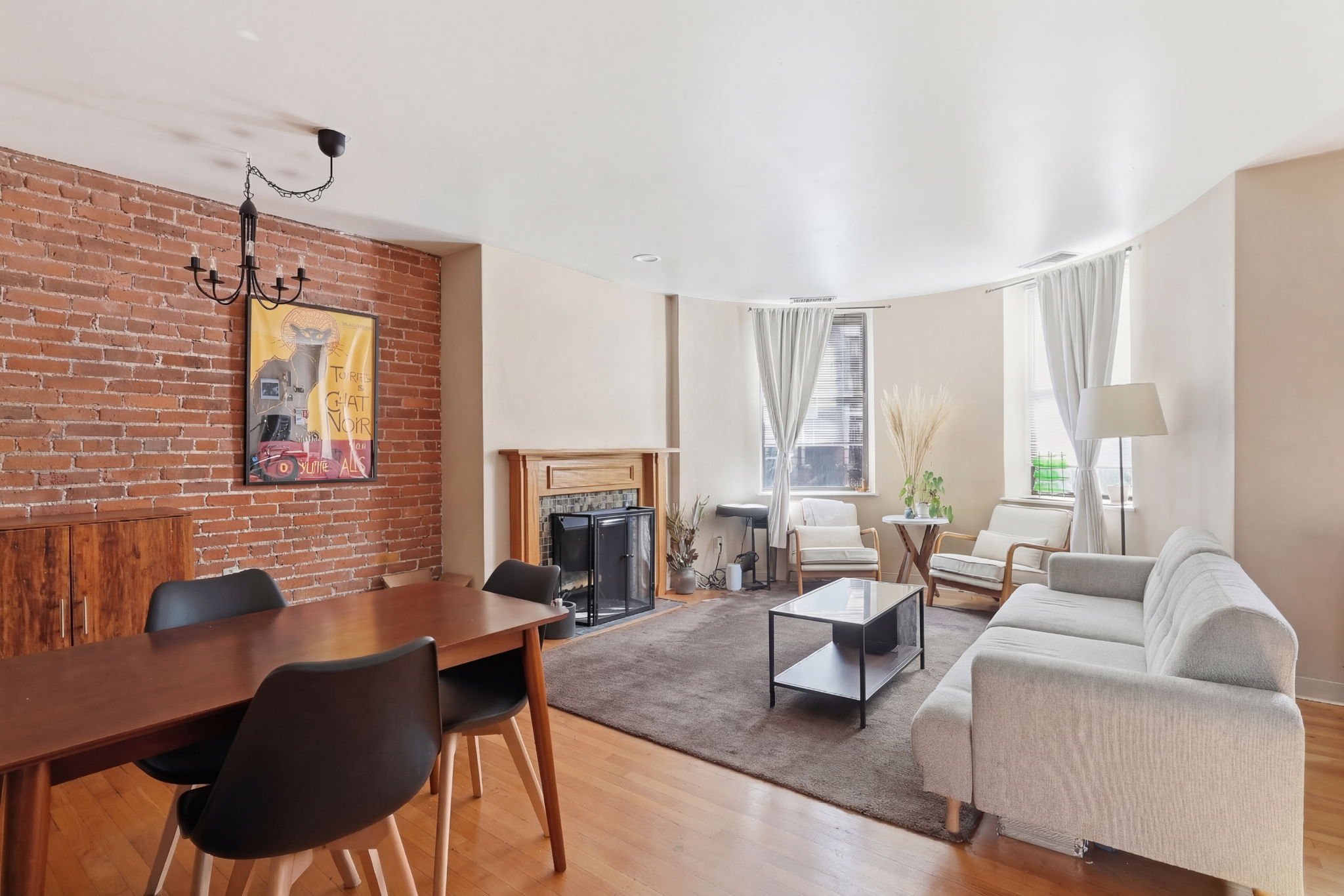 Photos of apartment on Gainsborough St.,Boston MA 02115