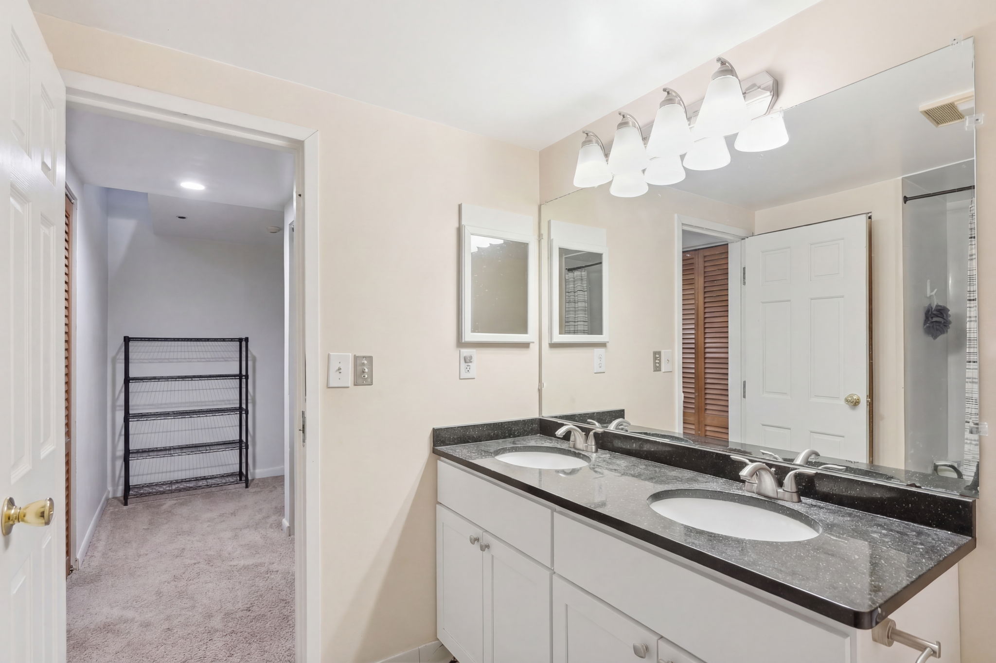 Photos of apartment on Gainsborough St.,Boston MA 02115