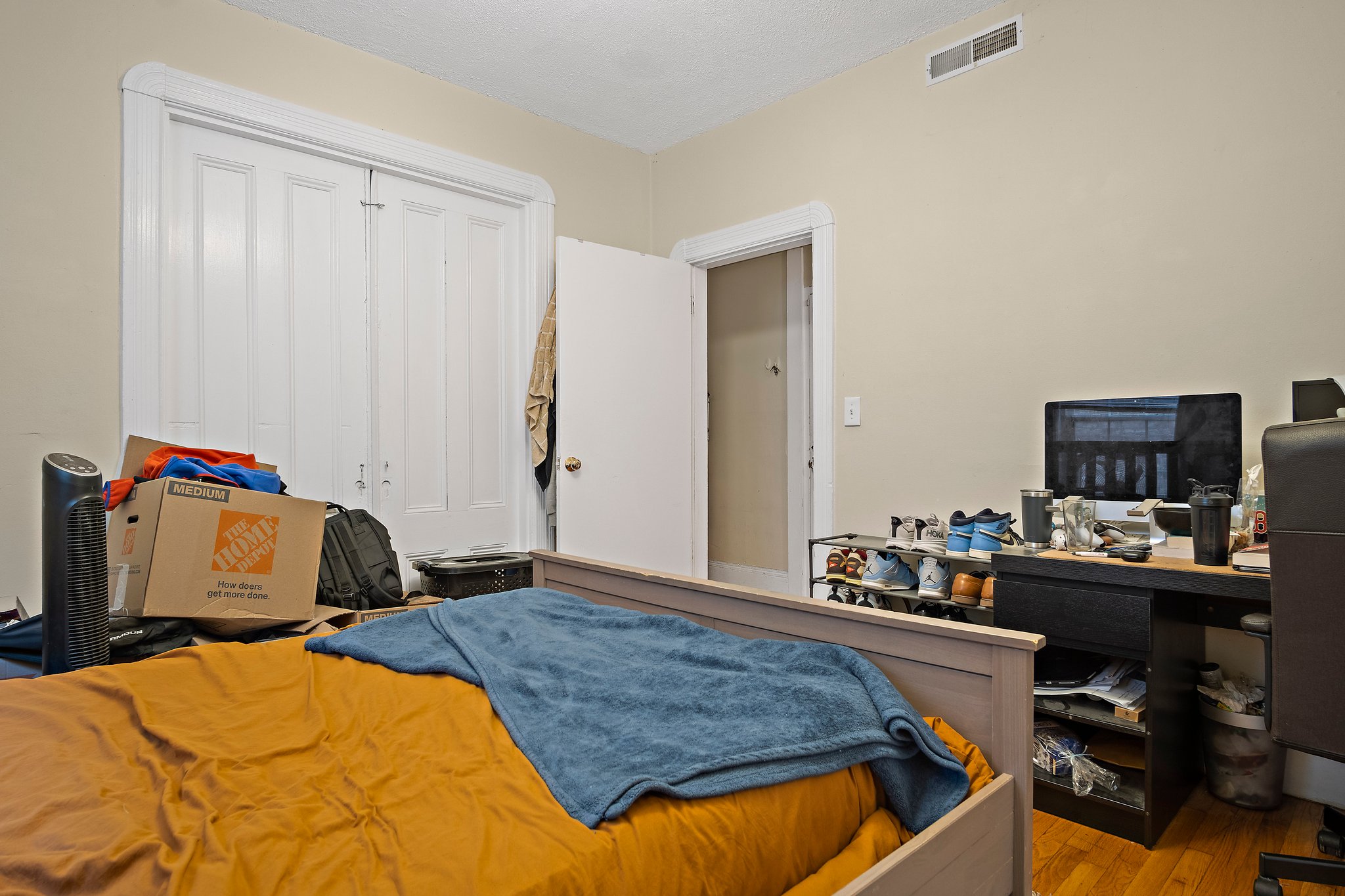 Photos of apartment on Huntington Ave.,Boston MA 